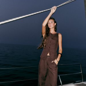 Trestles Twill Button Down Tank | French Roast