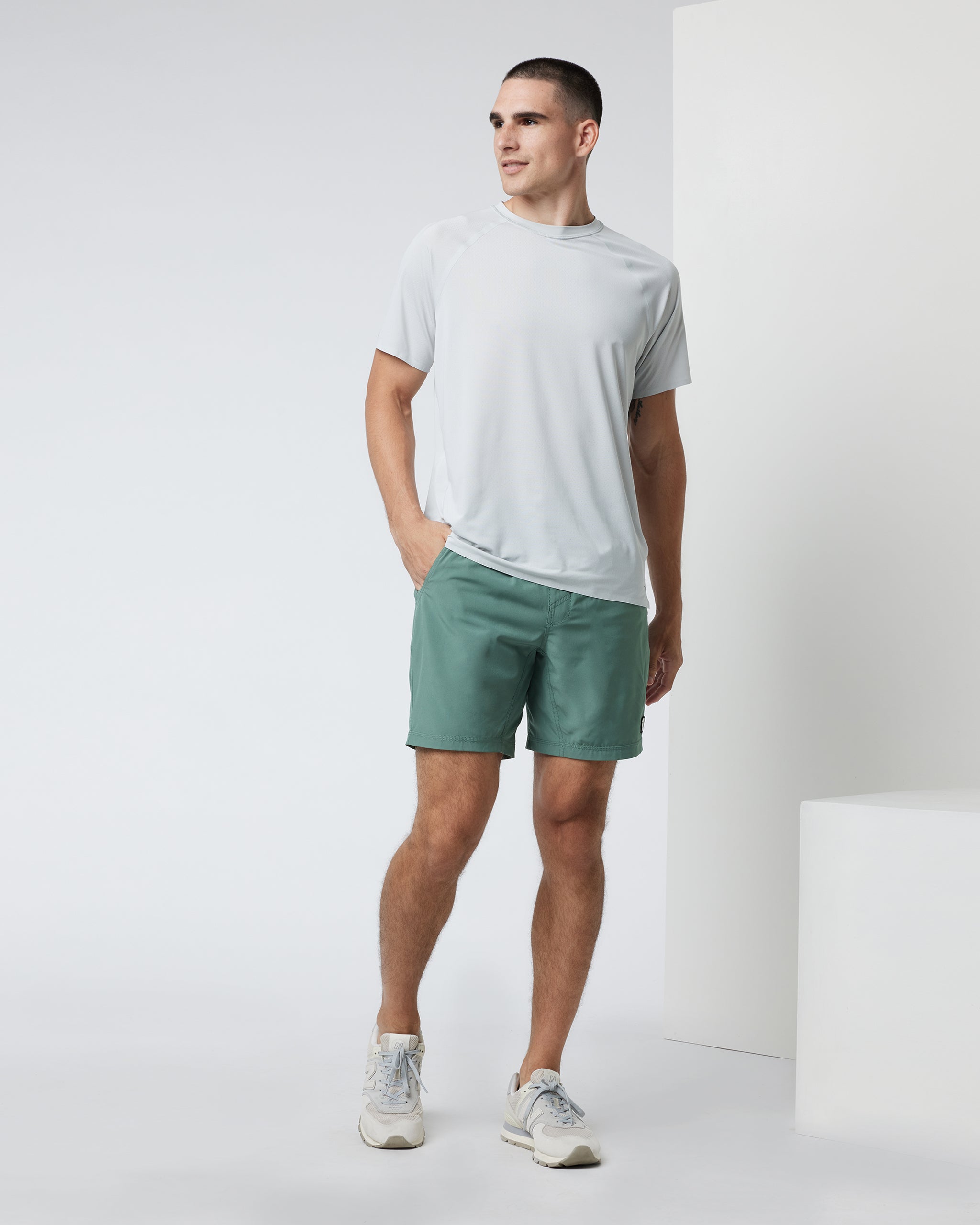 Short Sleeve Viewpoint Performance Tee | Sky Grey - Image 3