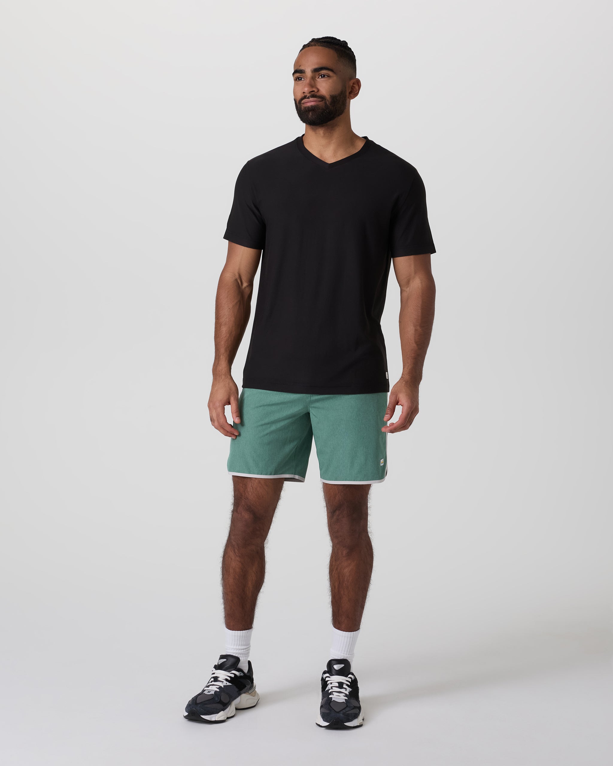 Strato Tech V-Neck Tee | Black - Image 5