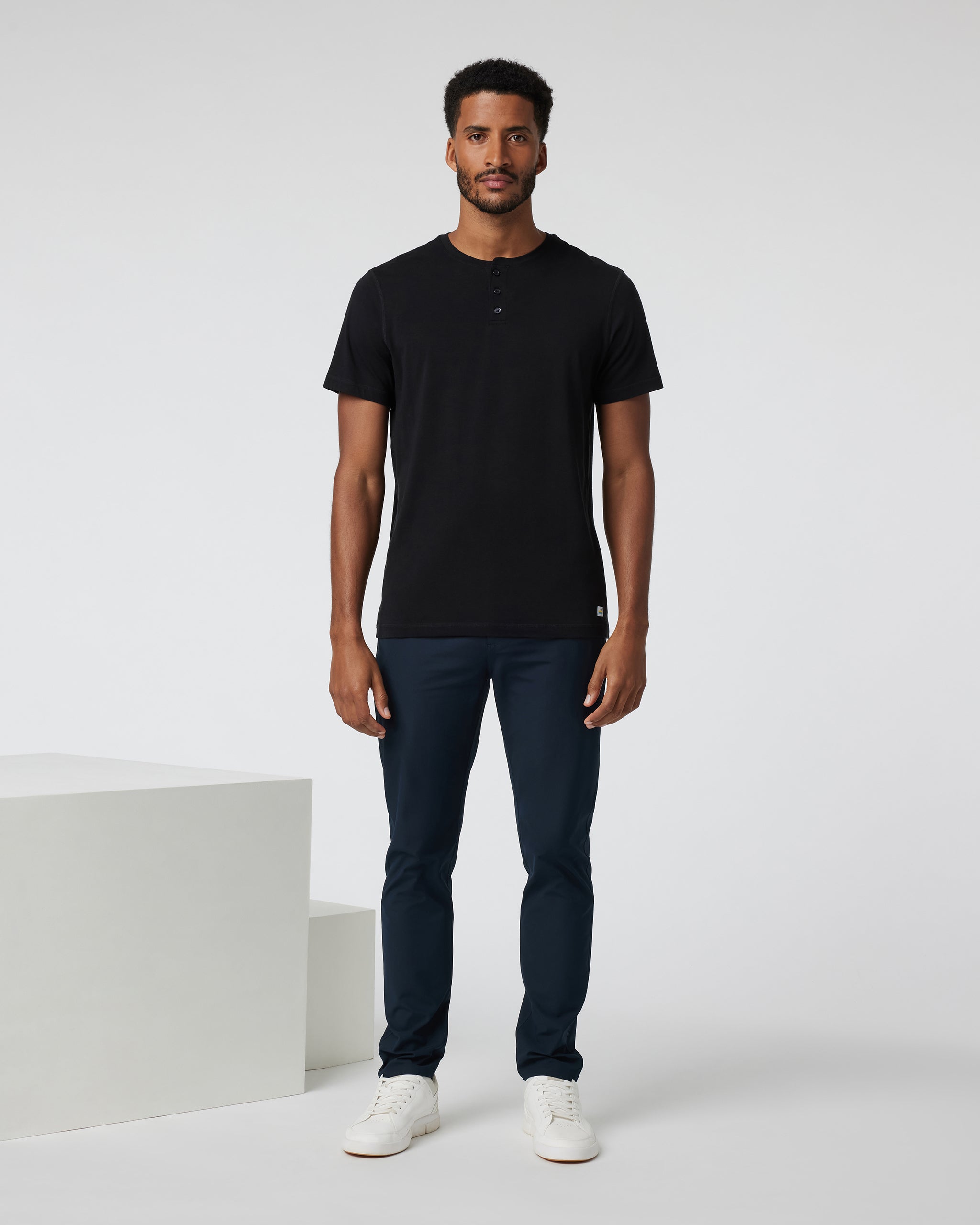 Short-Sleeve Tuvalu Henley | Black - Image 3