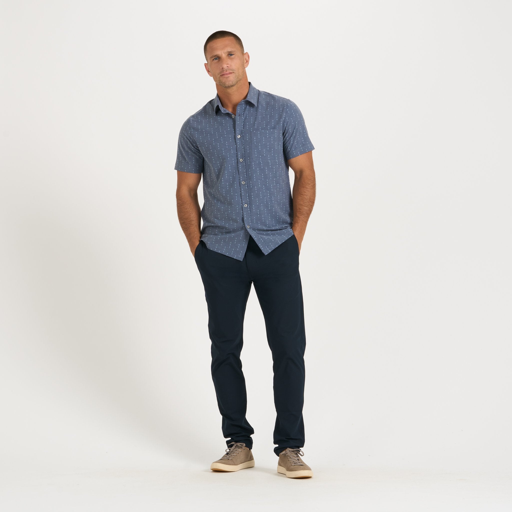 Short-Sleeve Bridge Button Down | Azure Arrows - Image 4