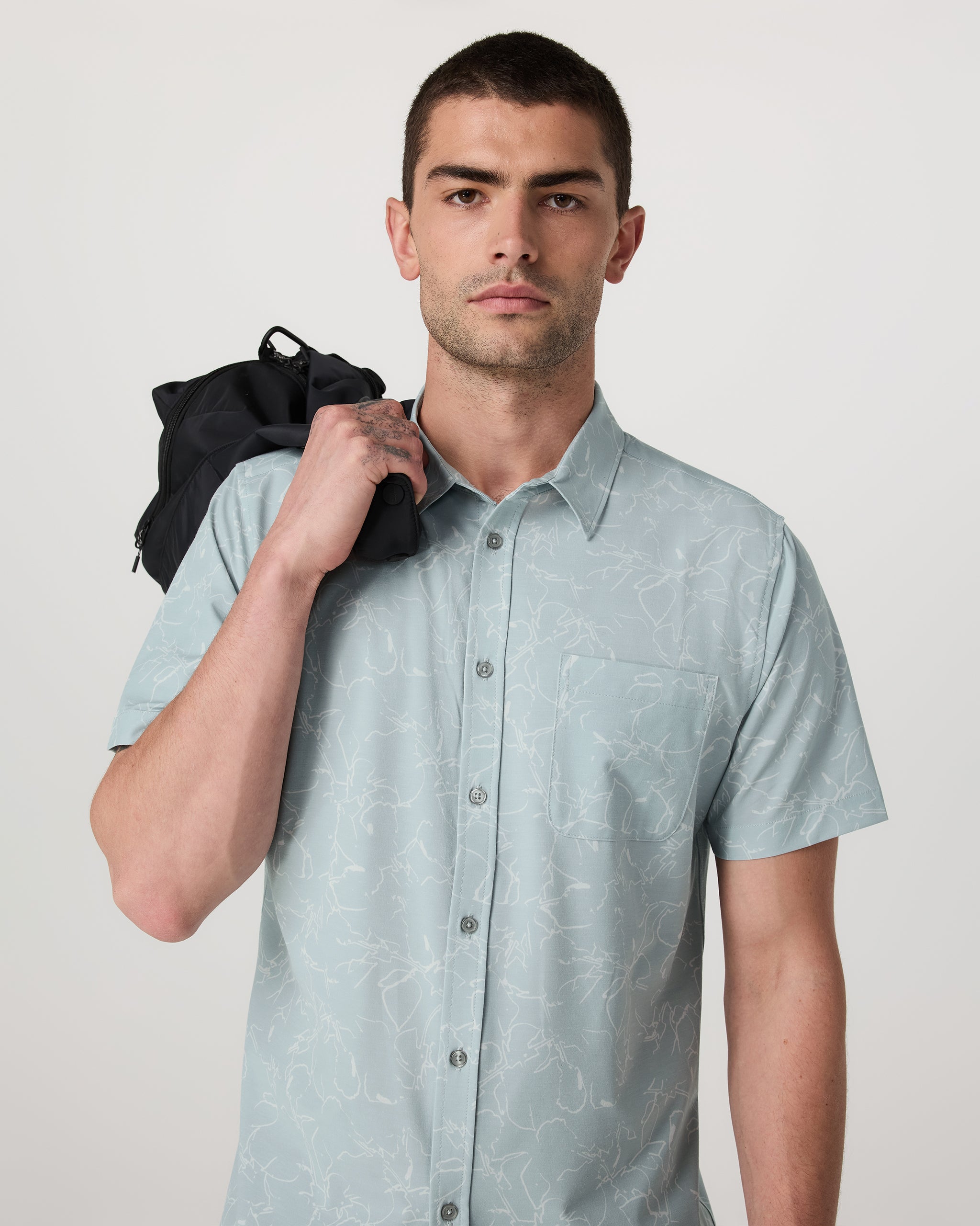 Short Sleeve Bridge Button Down | Chalk Blue Drawn - Image 4