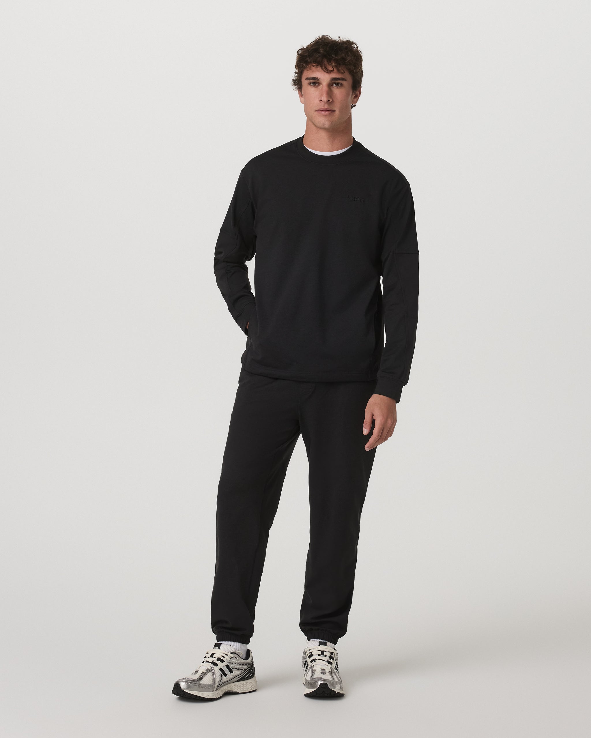 Coronado Mixed Media Crew | Black Heather - Image 4