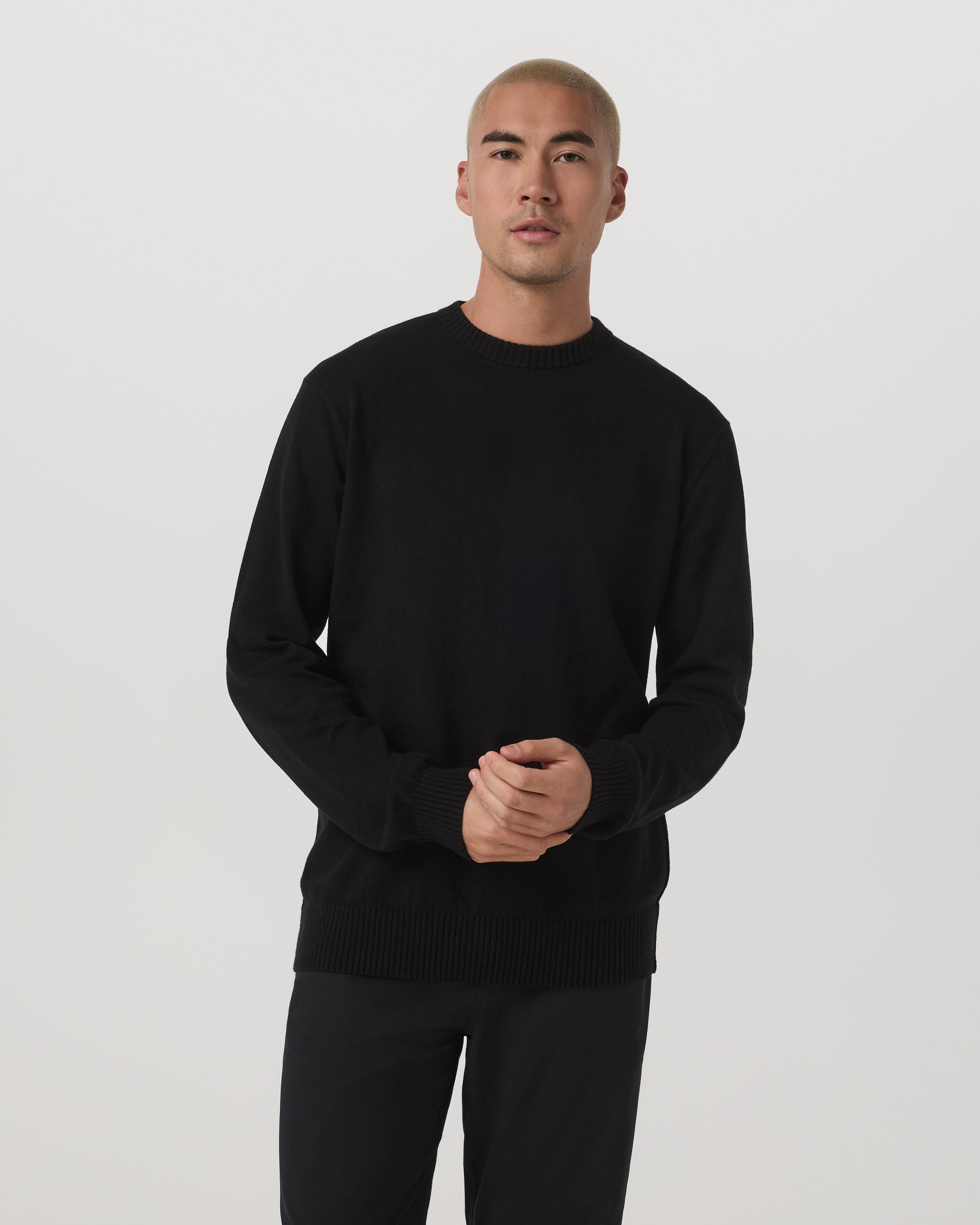 Fluent Sweater | Black