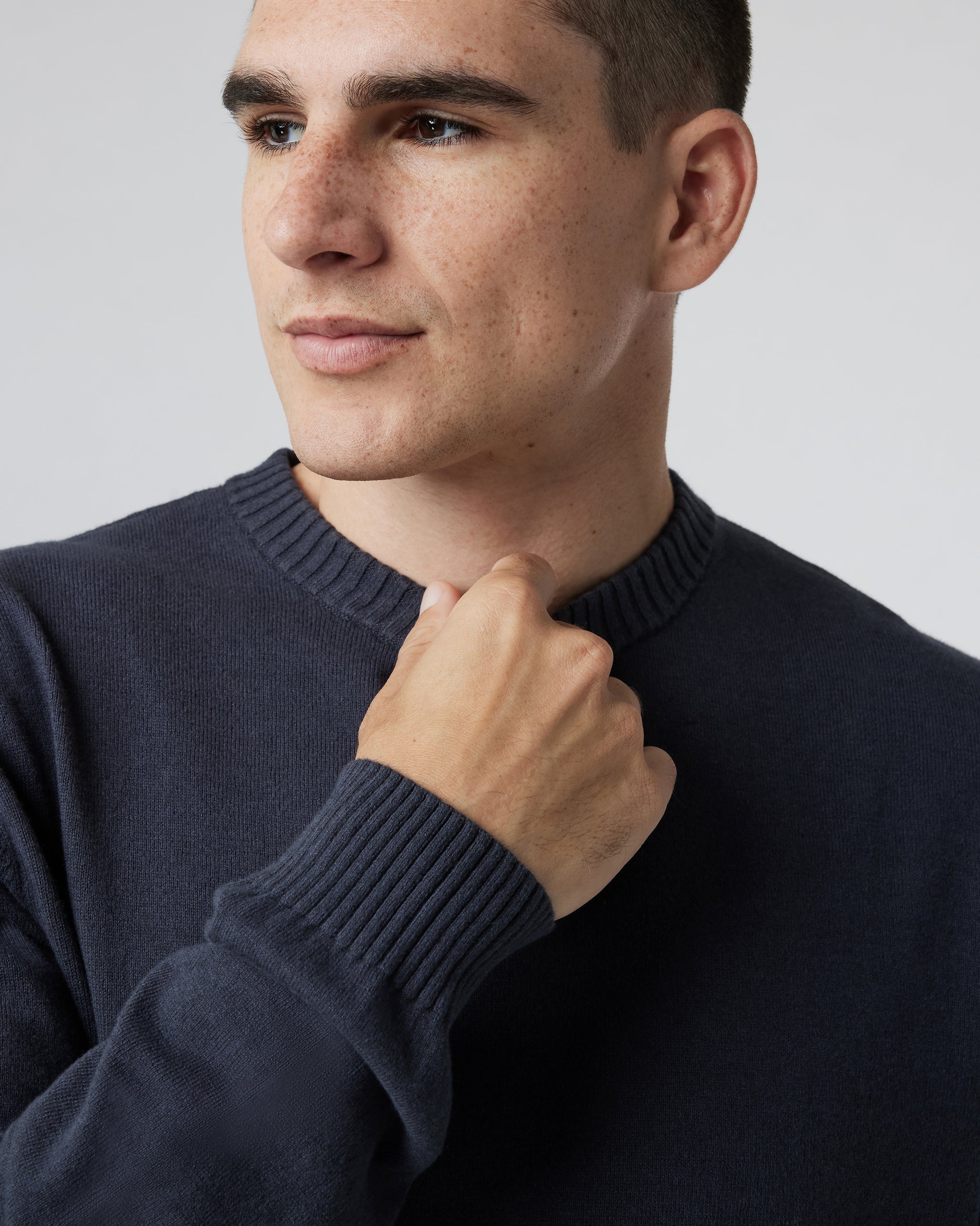 Fluent Sweater | Navy - Image 4