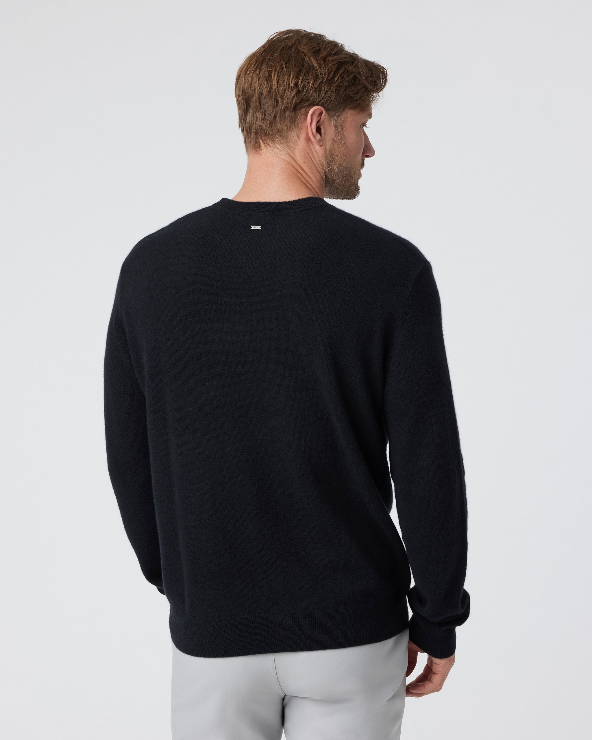 Berik Cashmere Sweater | Black - Image 3