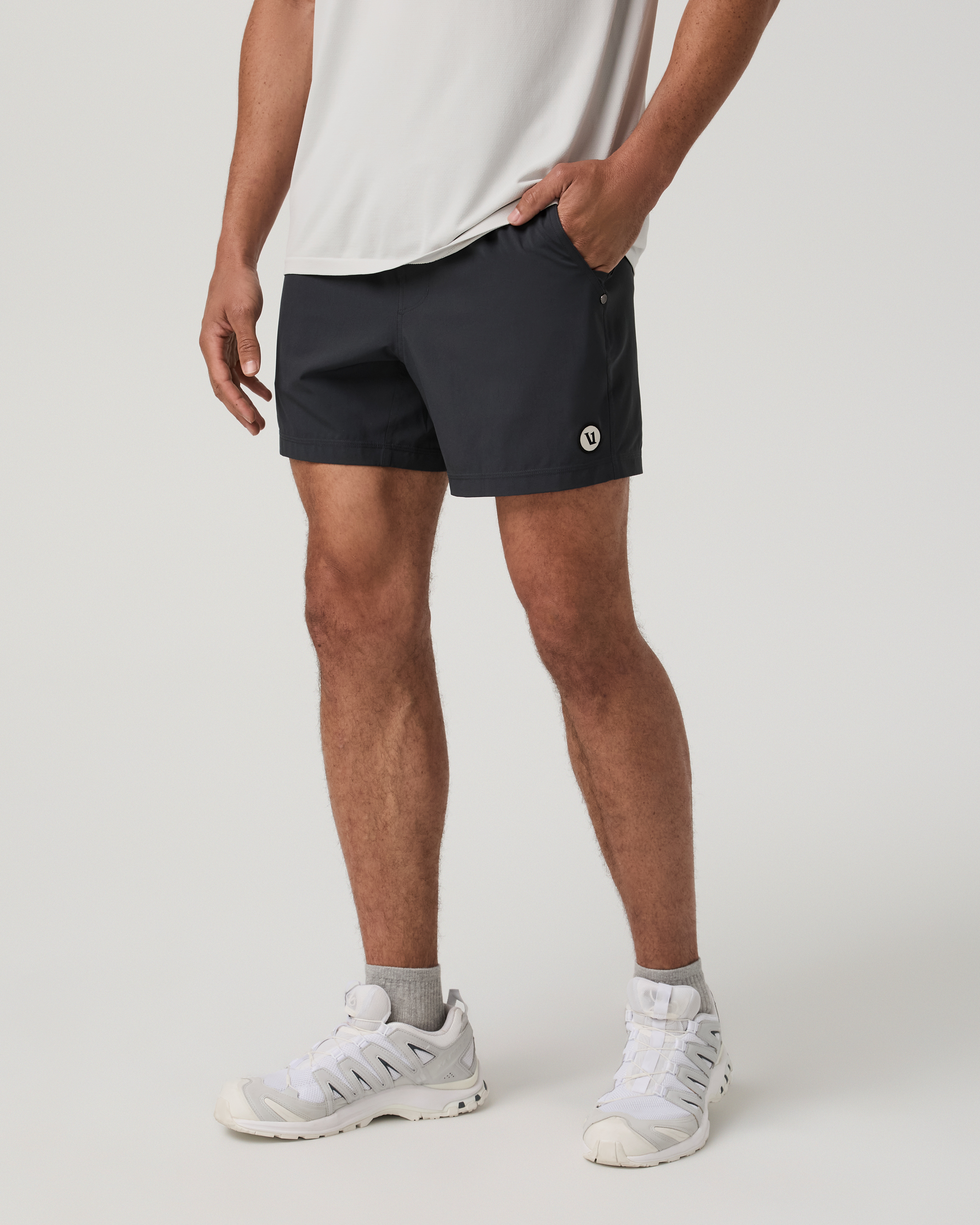 Kore Short Unlined 5 | Charcoal