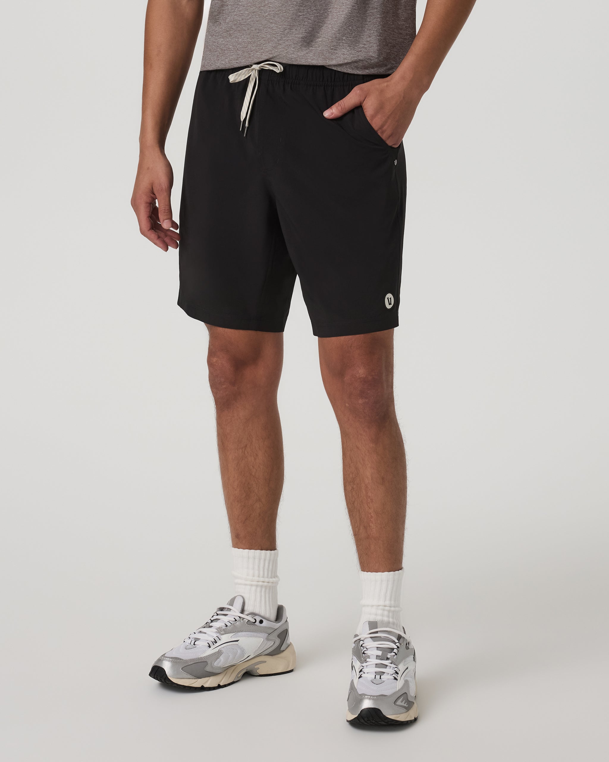 Kore Short Unlined 9 | Black - Image 2