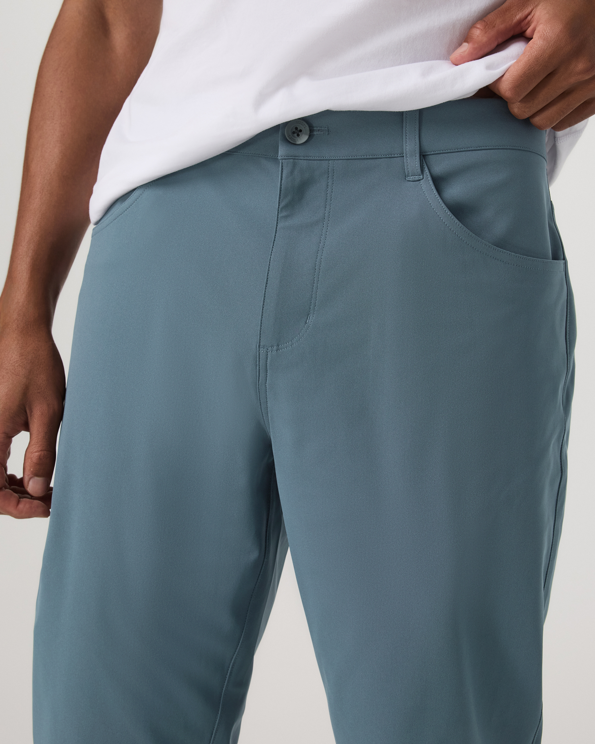 Vuori Meta™ Pant Classic Fit 32 | Blue Sea - Image 2