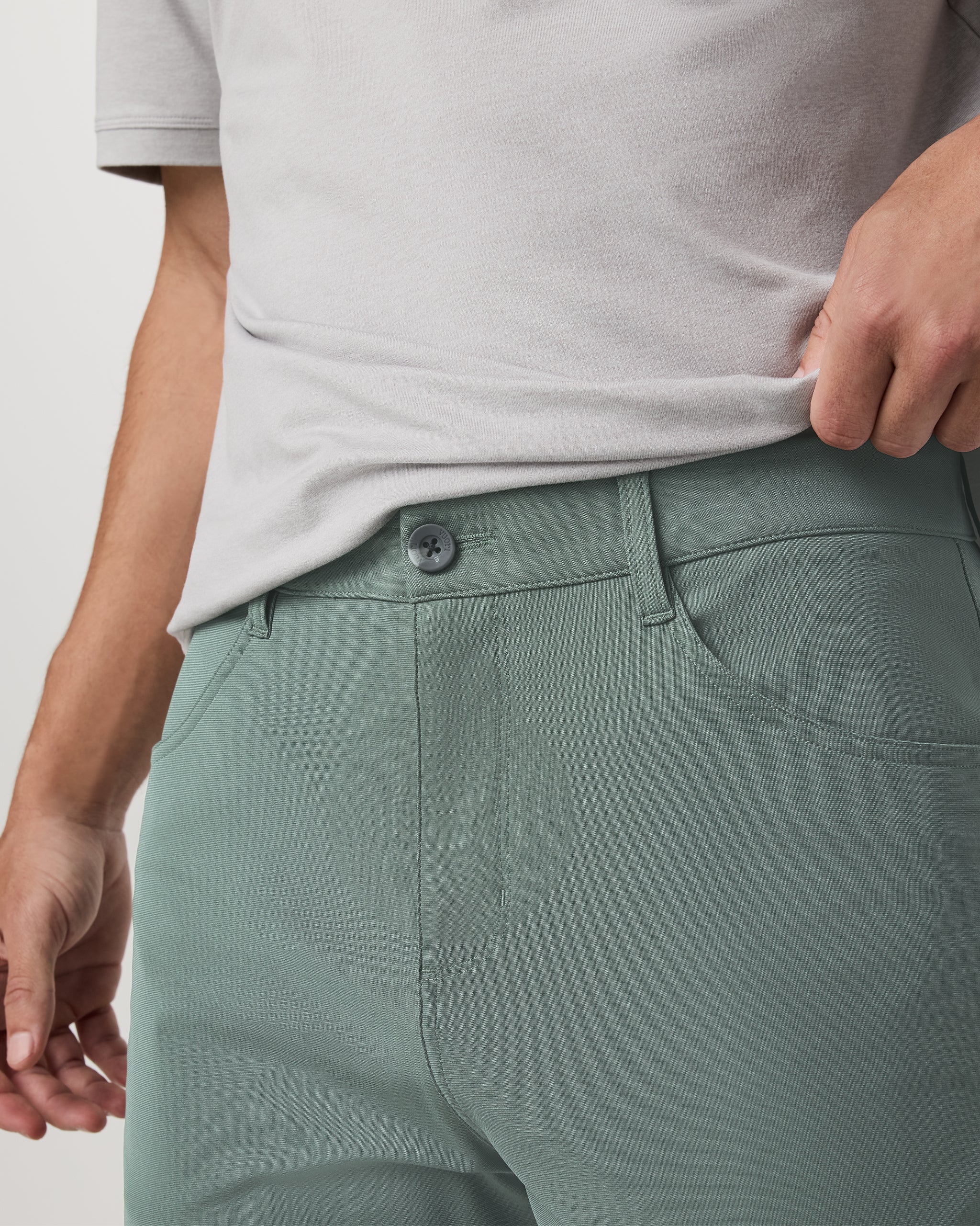 Vuori Meta™ Pant Classic Fit 30 | Marsh - Image 2
