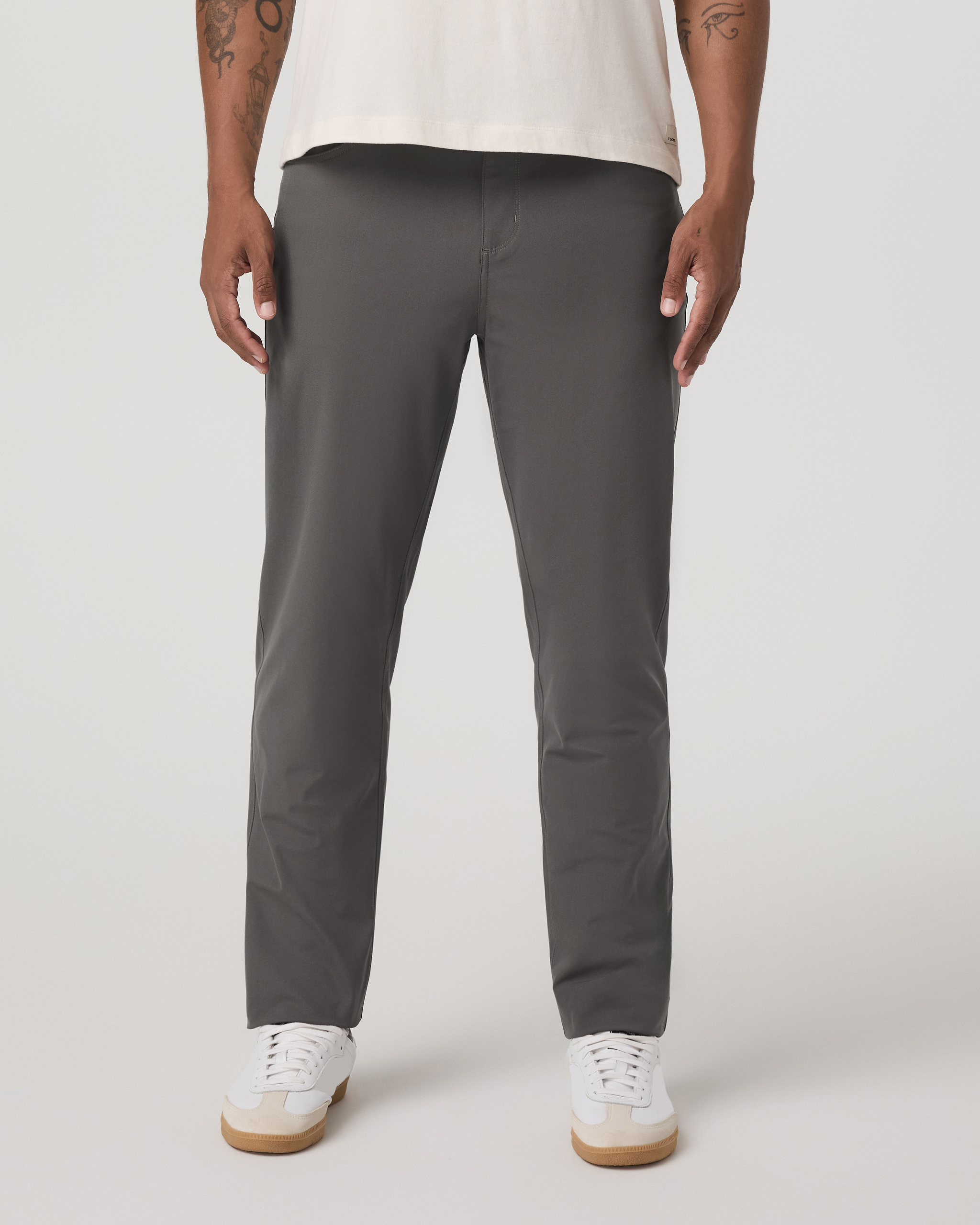 Vuori Meta™ Pant Classic Fit 32 | Warm Grey