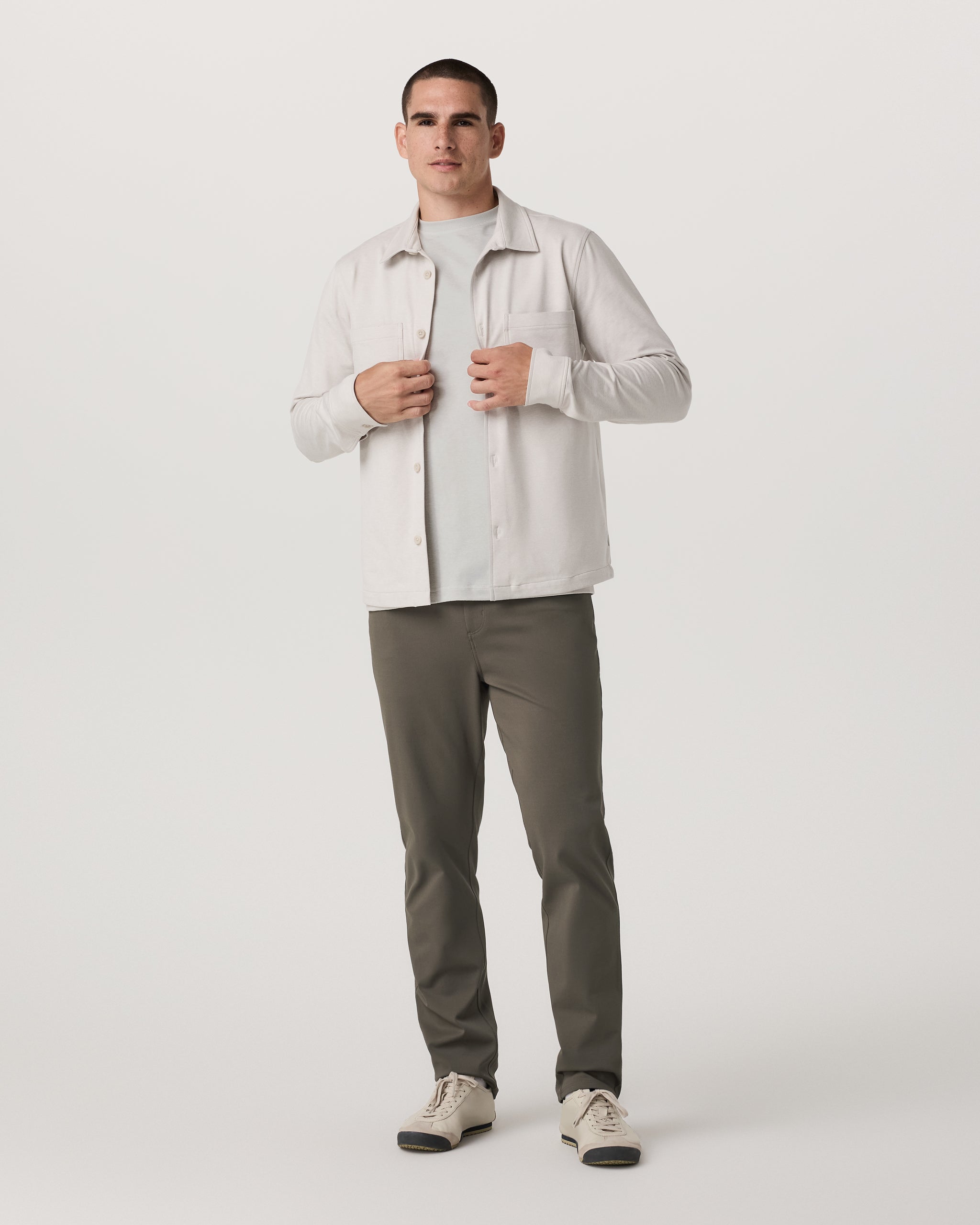 Vuori Meta™ Twill Pant Classic Fit 32 | Root - Image 4