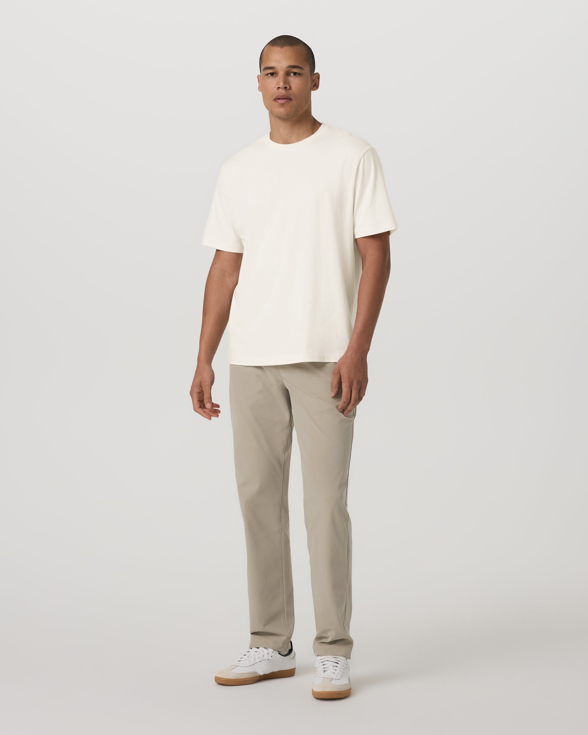 Vuori Meta™ Elastic Waist Pant Classic Fit 32 | Truffle - Image 4
