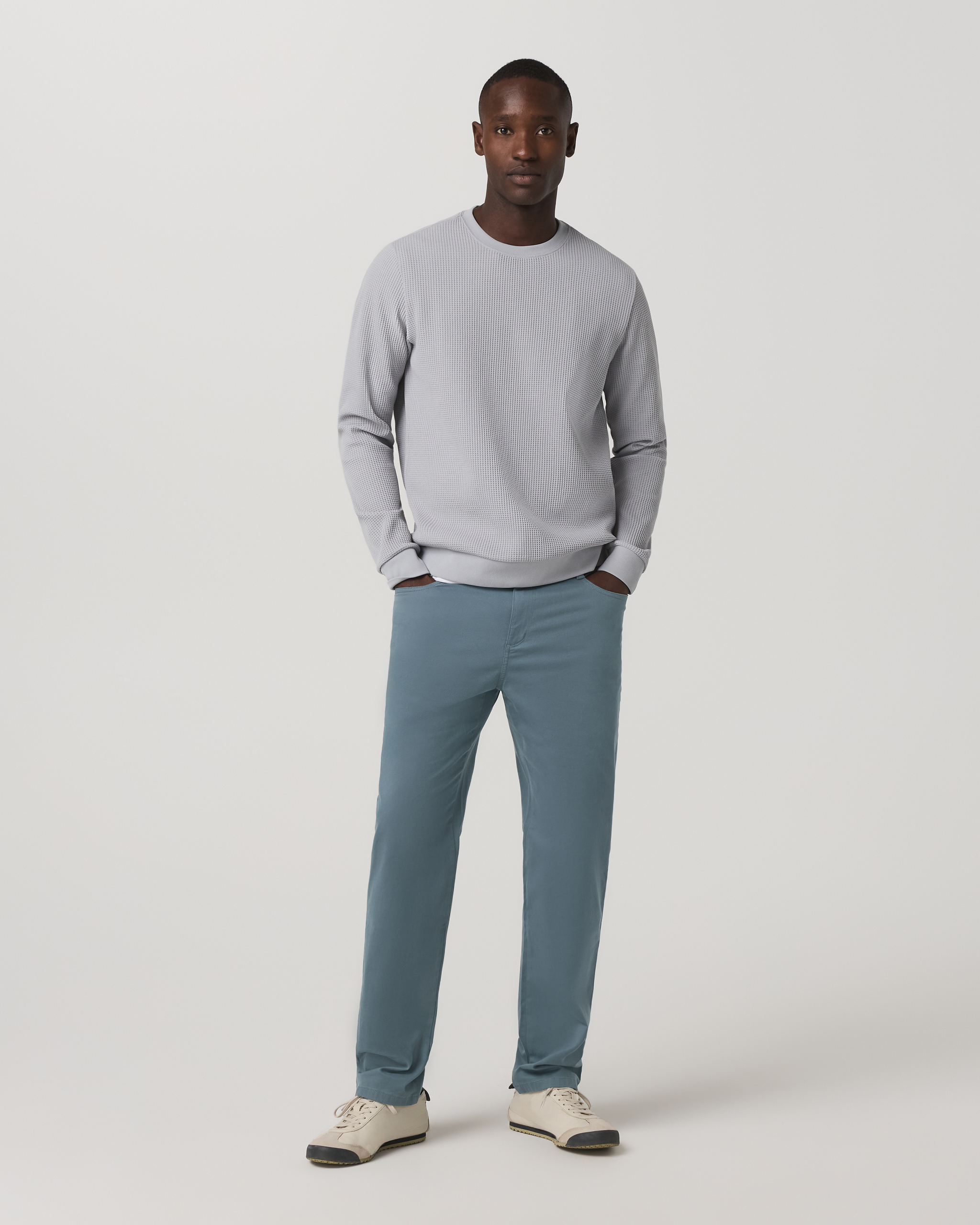 Vuori Meta™ Cotton Pant Classic Fit 32 | Blue Sea - Image 4