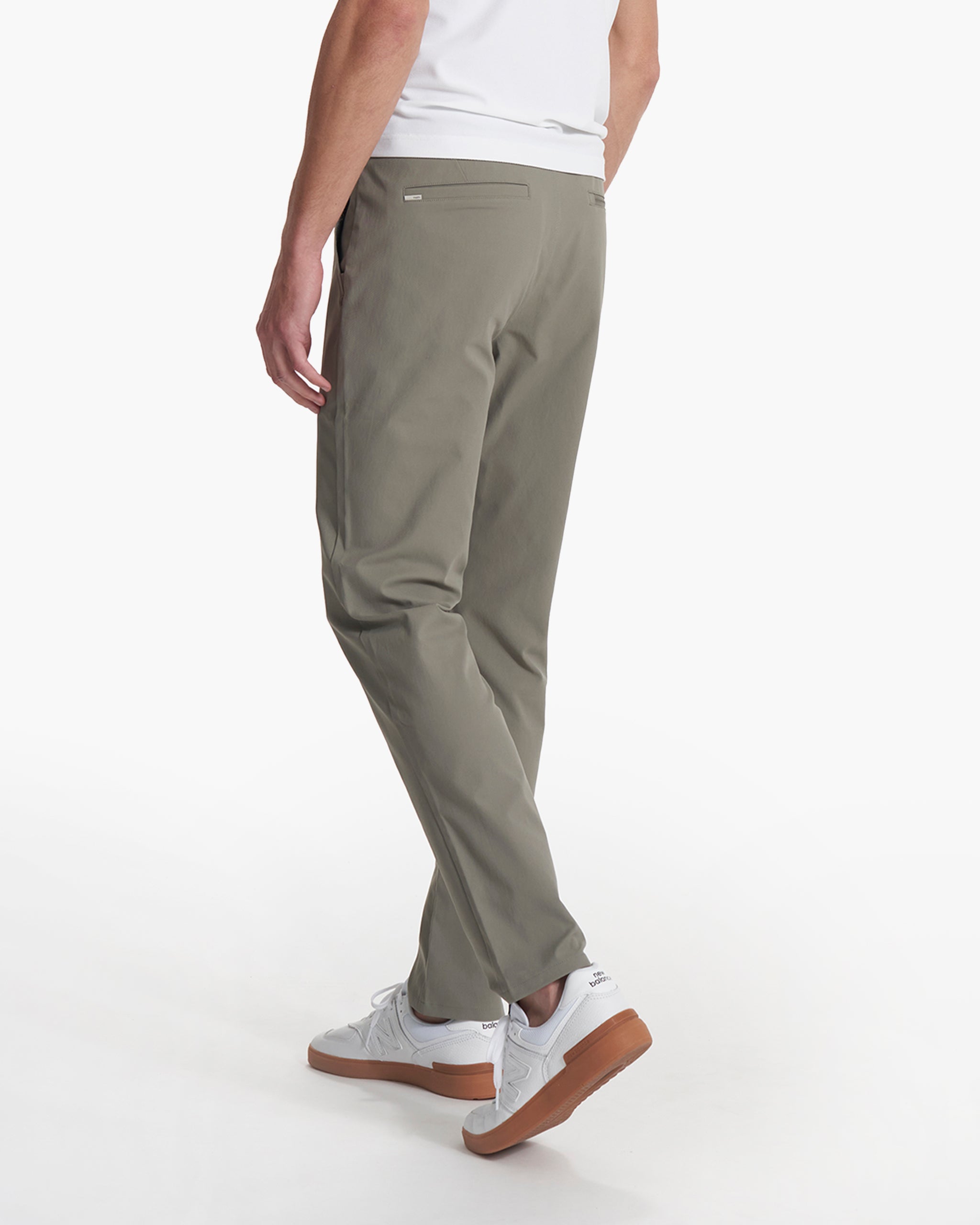 Cascade Tech Chino Pant Athletic Slim Fit 30 | Woodash - Image 4