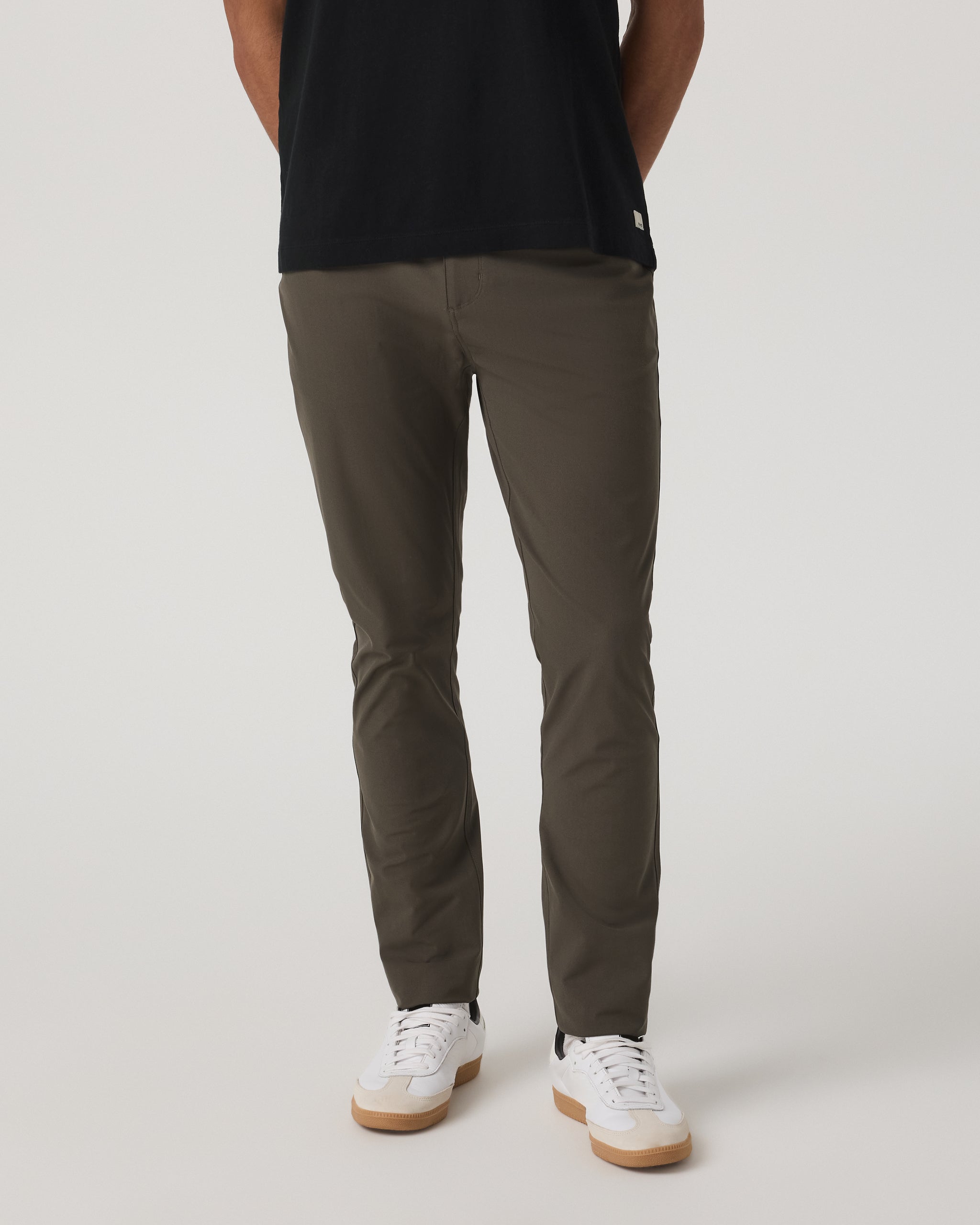 Vuori Meta™ Pant Athletic Slim Fit 30 | Dark Oregano