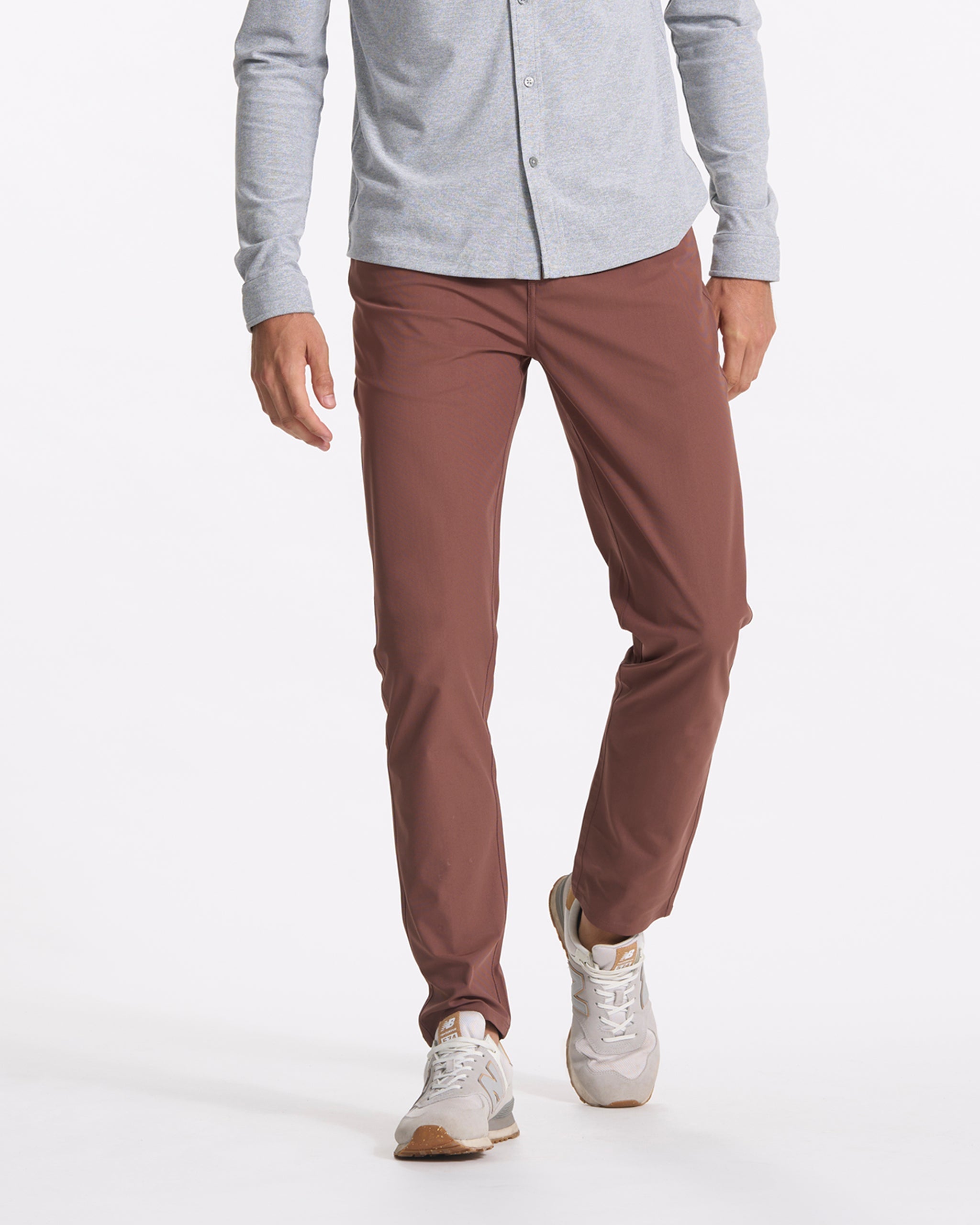 Vuori Meta™ Pant Athletic Slim Fit 32 | Hazelnut