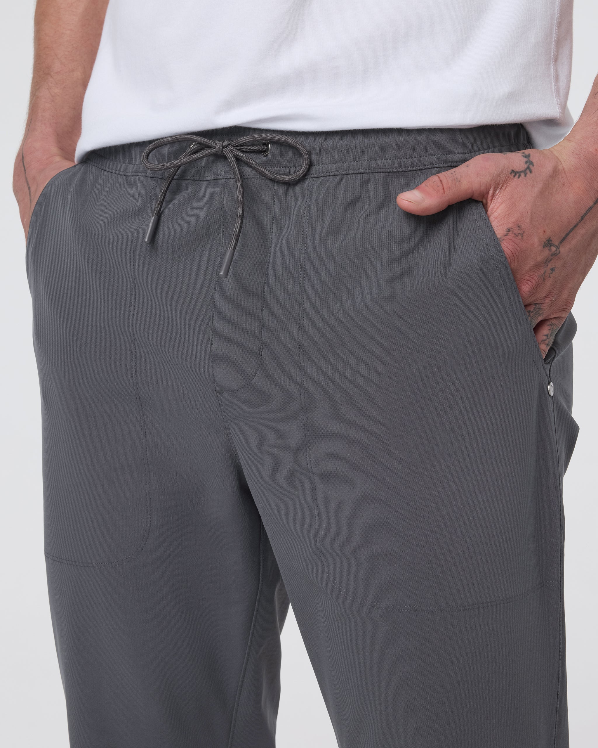 Vuori Meta™ Jogger 30 | Charcoal - Image 2