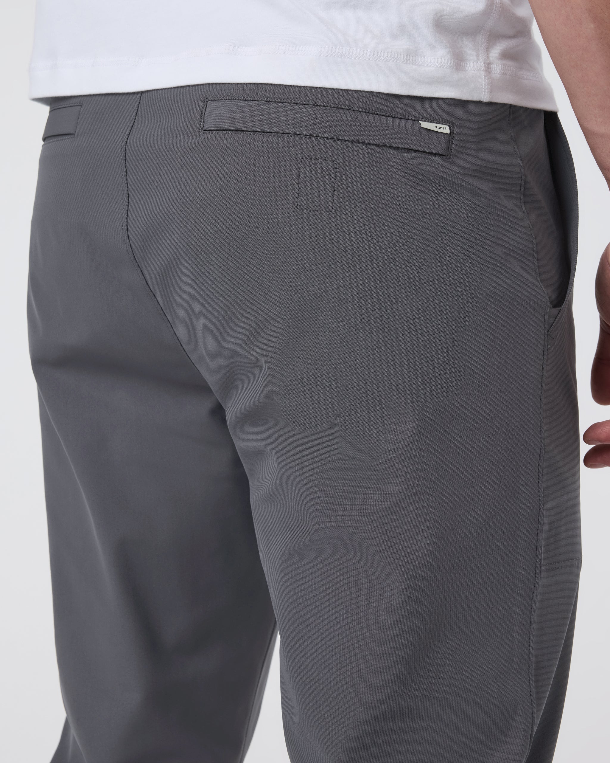 Vuori Meta™ Jogger 30 | Charcoal - Image 5