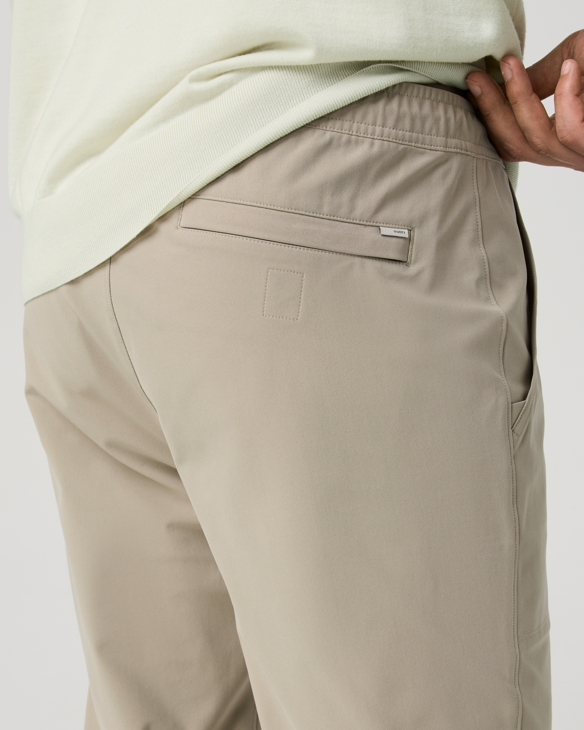 Vuori Meta™ Jogger 30 | Truffle - Image 3