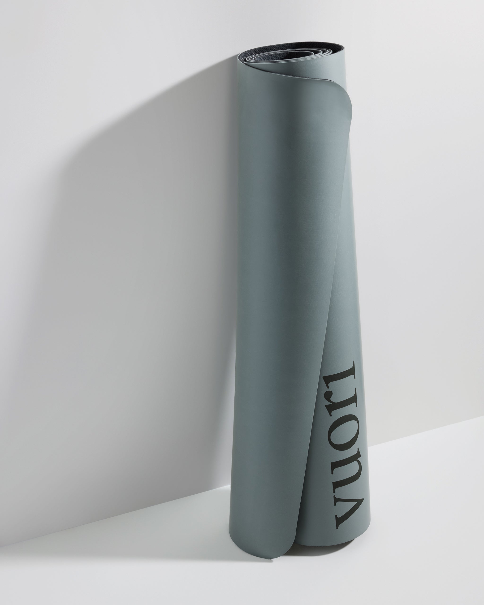 Vuori Yoga Mat | Stormy