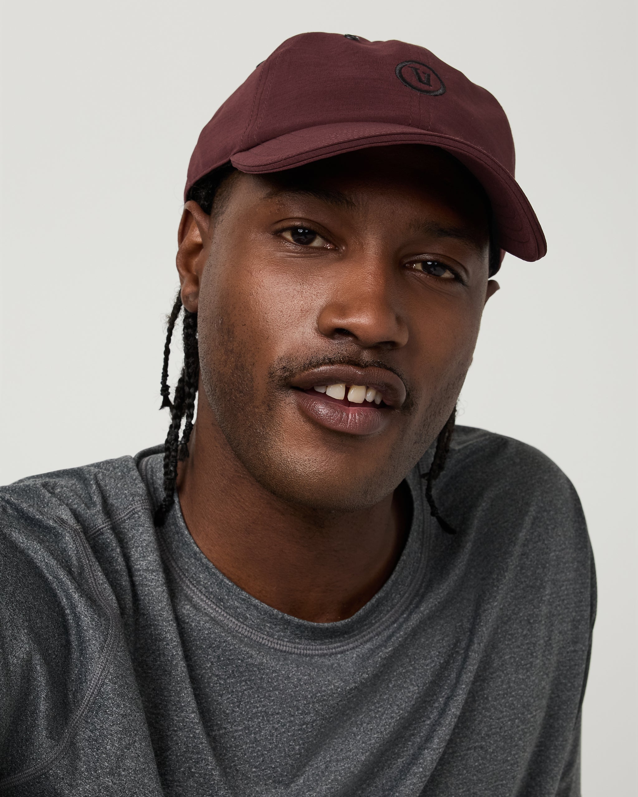 Kore Elevate Hat | Burgundy - Image 2