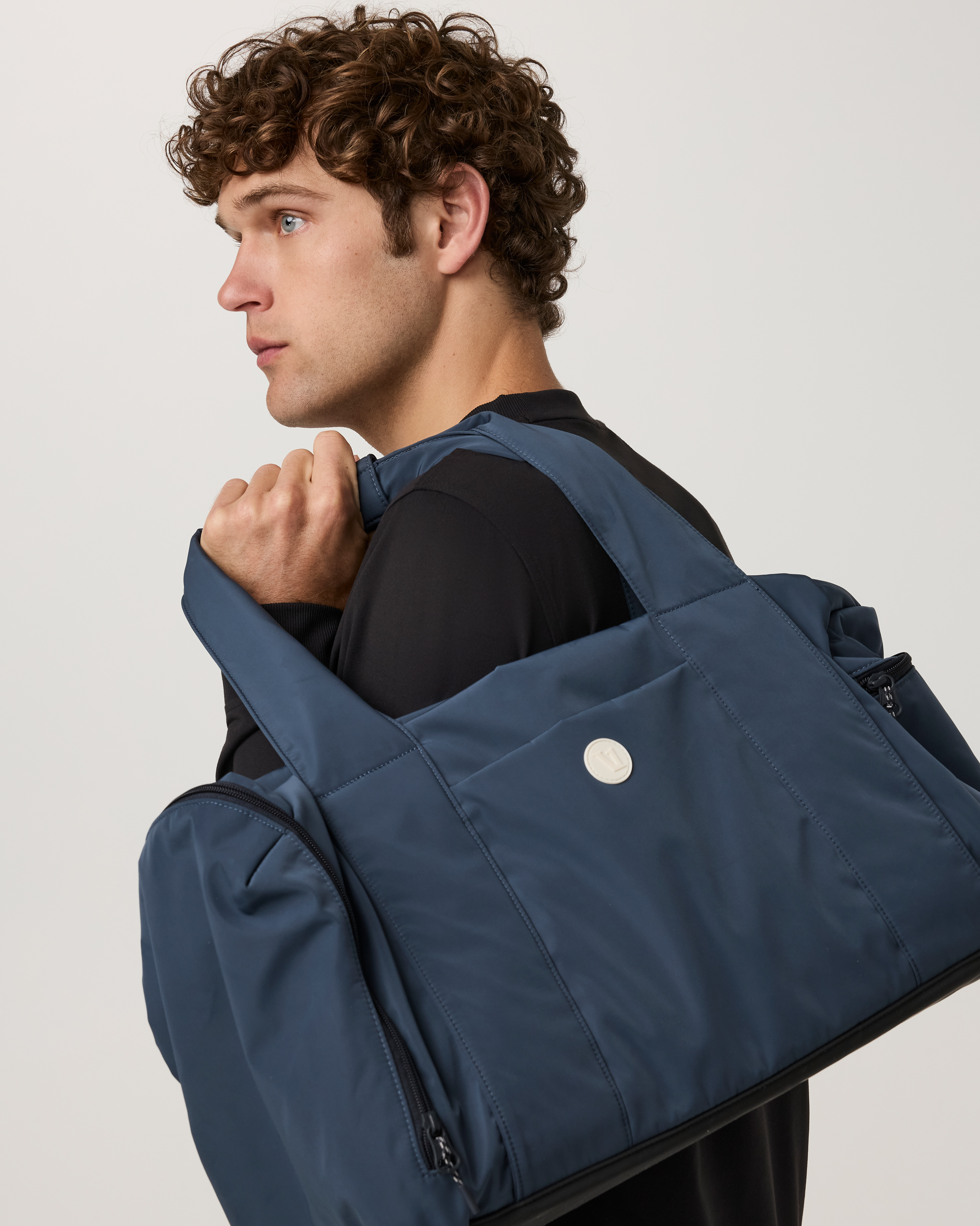 Vuori Gym Bag 2.0 | Bay Blue - Image 4