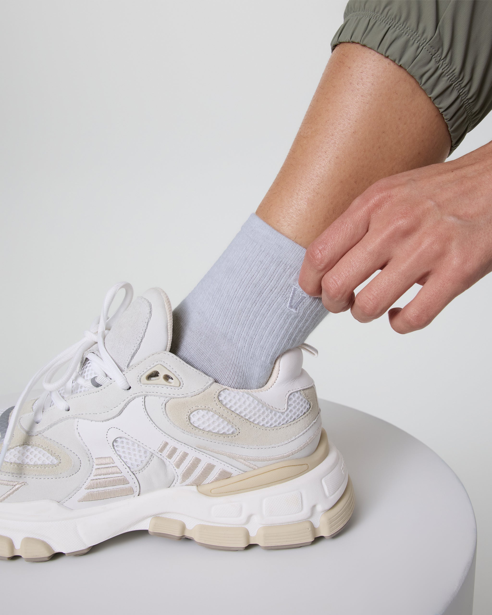 Quarter Crew V1 Sock | Light Heather Grey - Image 3