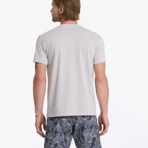 Pursuit Tee | Light Grey