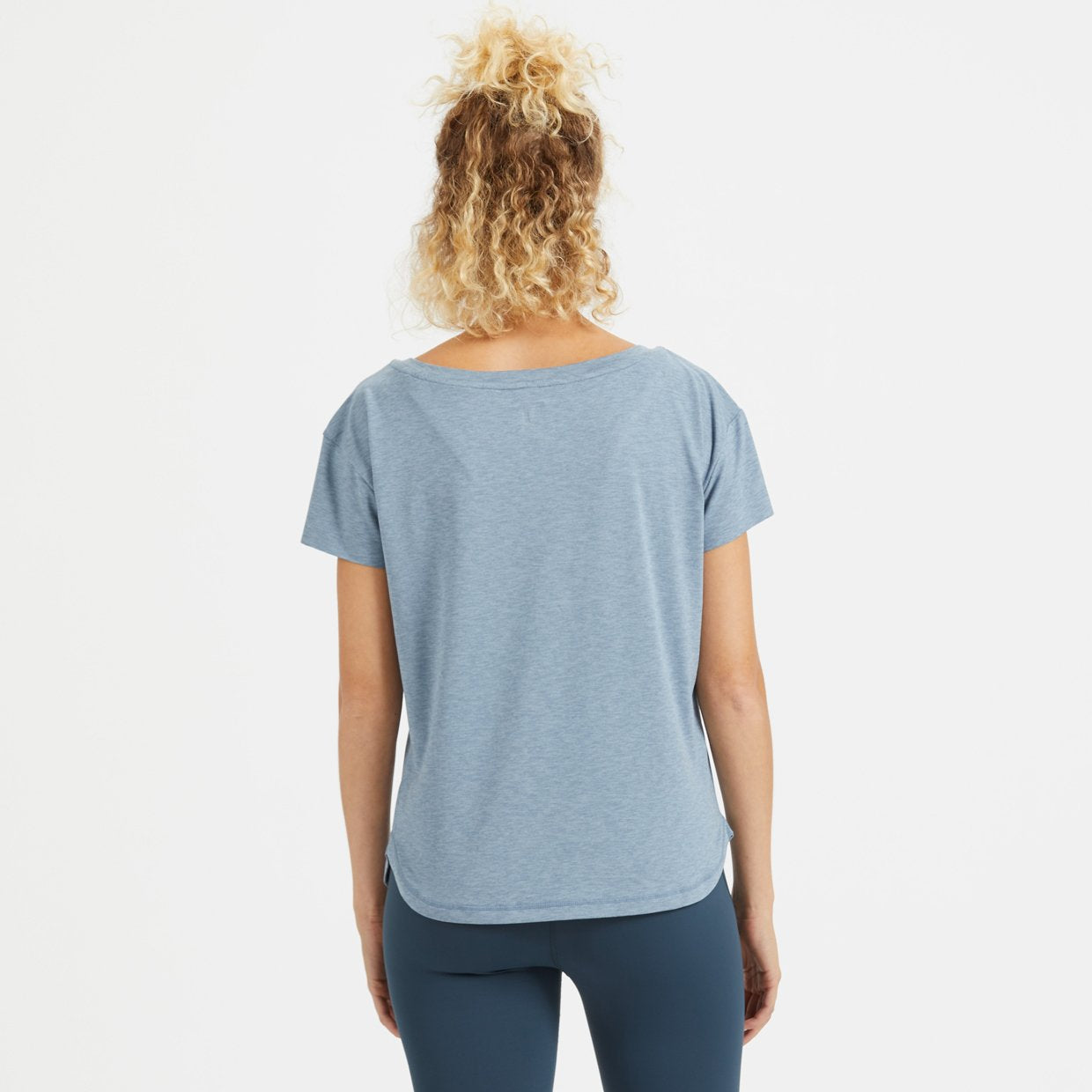 Lux Performance Tee | Cloud Heather - Image 3