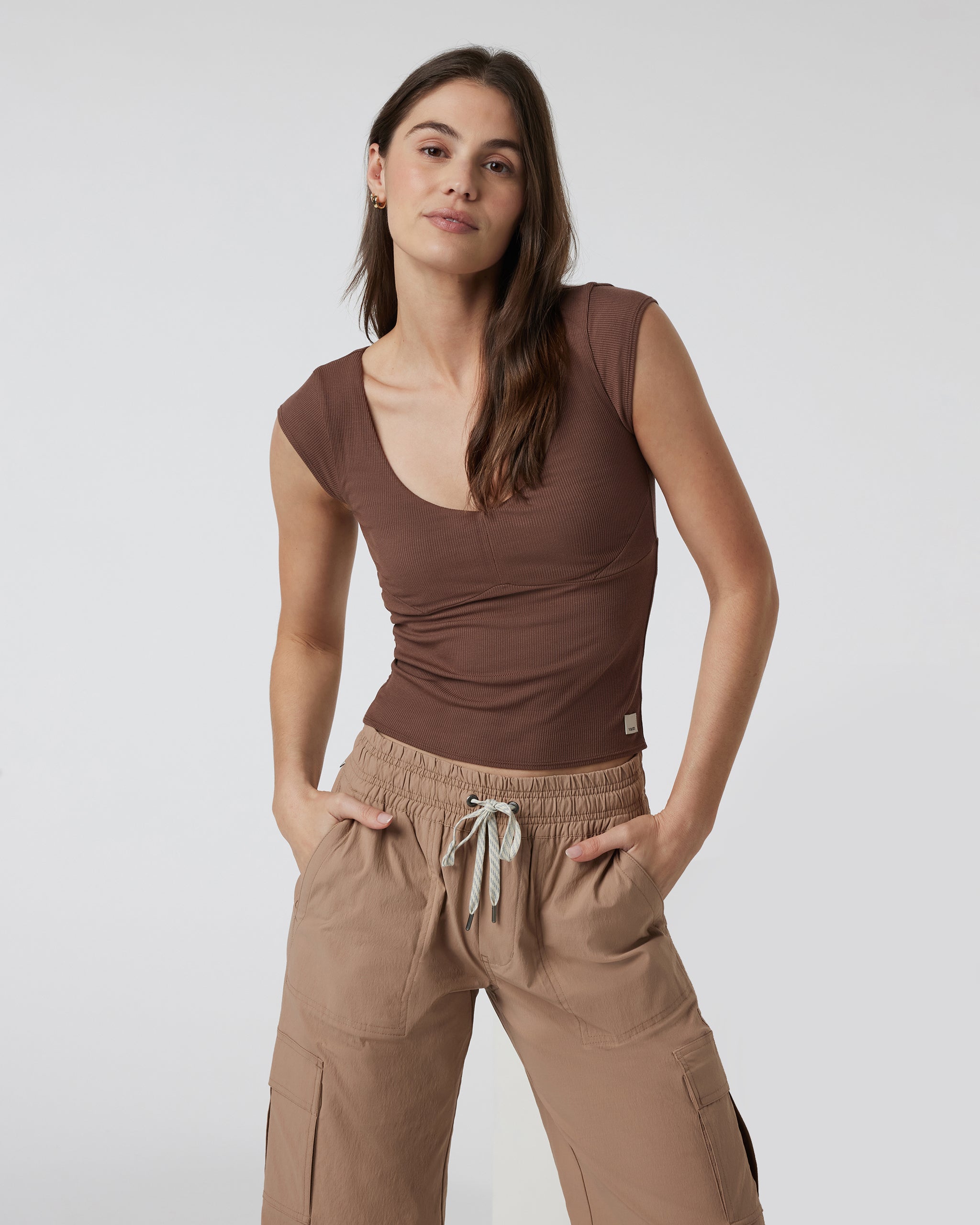 Sleeveless Cove V Neck | Pepper - Image 2