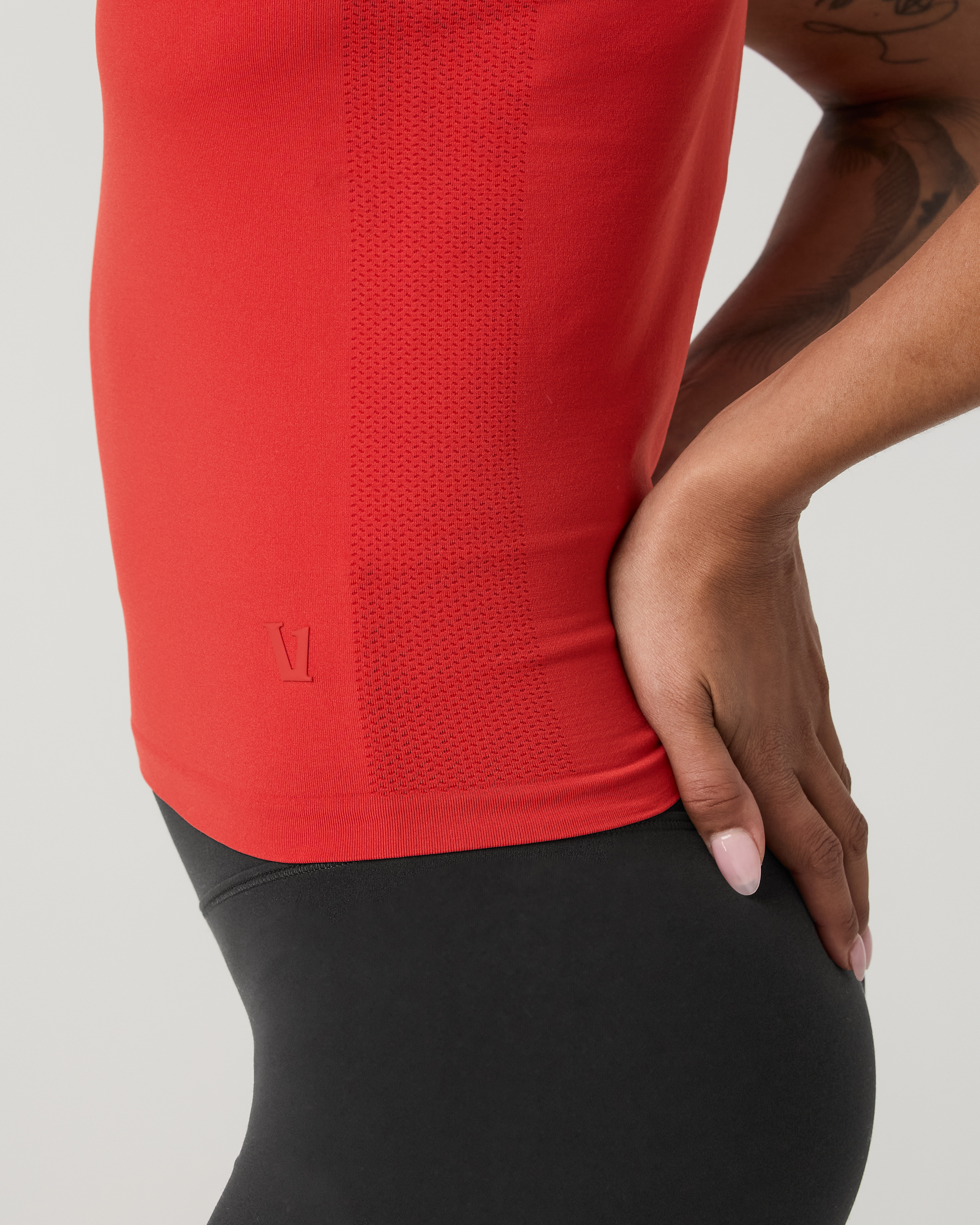 Seamless Surge Tank | Crimson - Image 2
