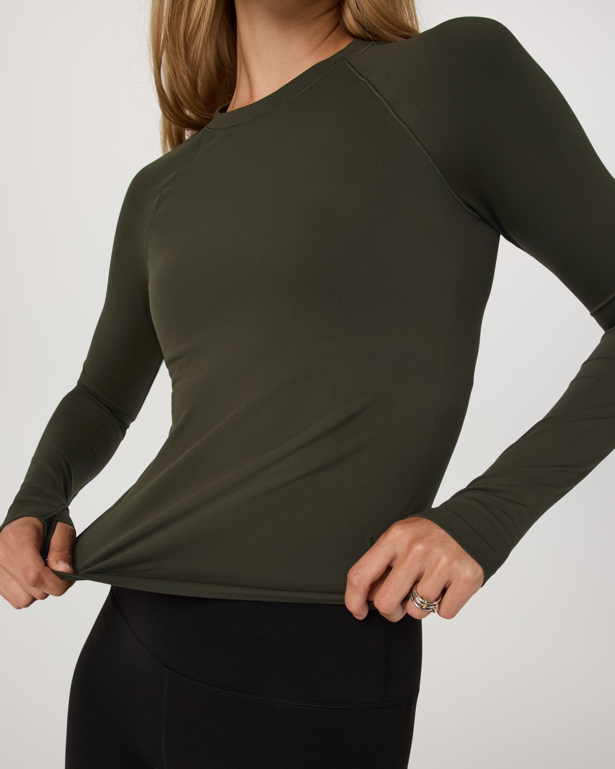 Long Sleeve Seamless Surge Tee | Olive - Image 2