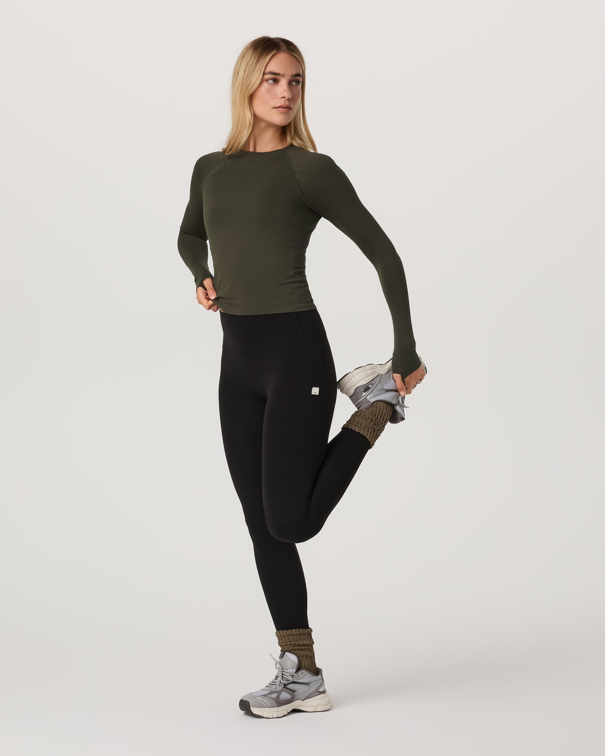 Long Sleeve Seamless Surge Tee | Olive - Image 4
