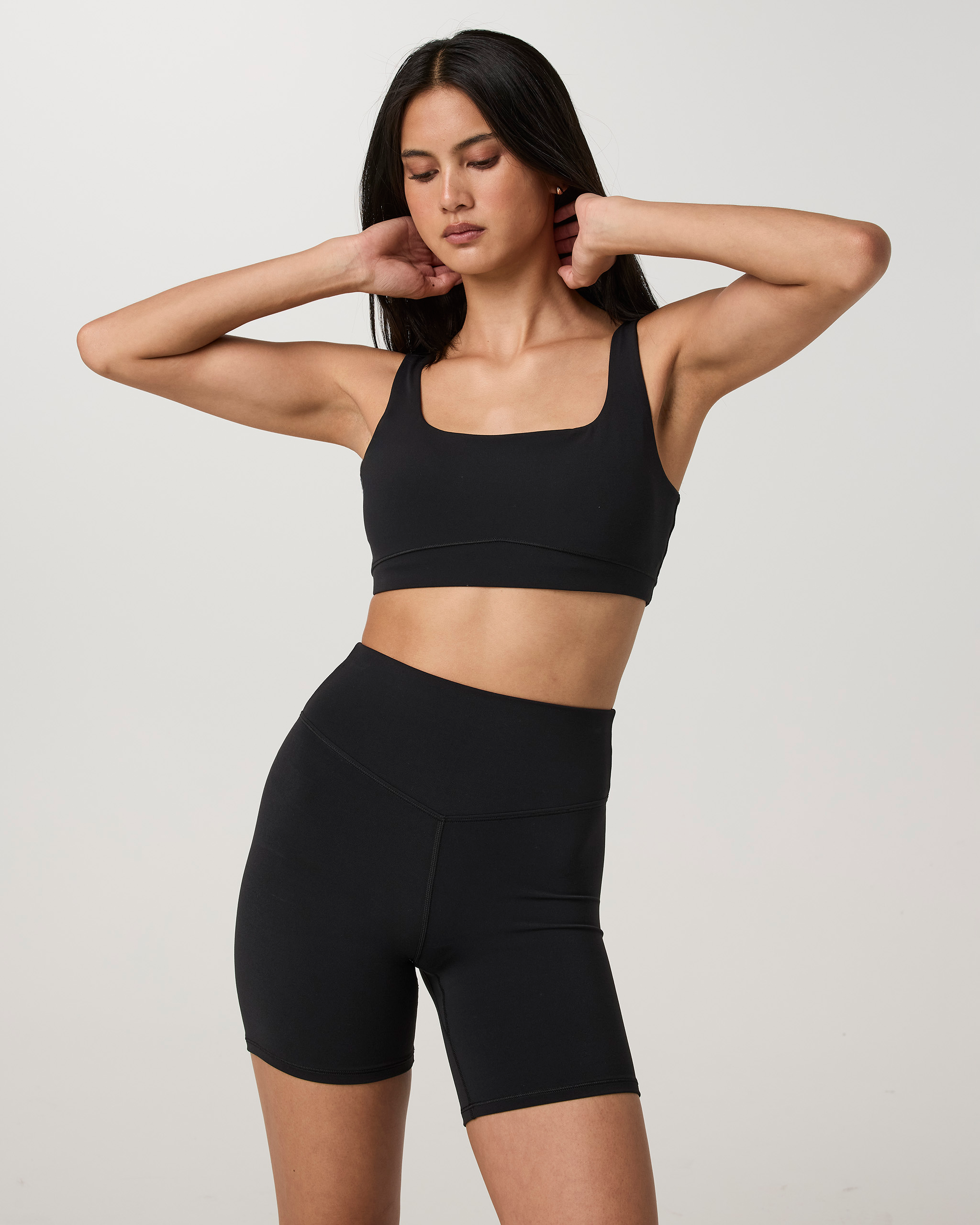 Vuori AllTheForm™ Bra | Black Tonal - Image 5