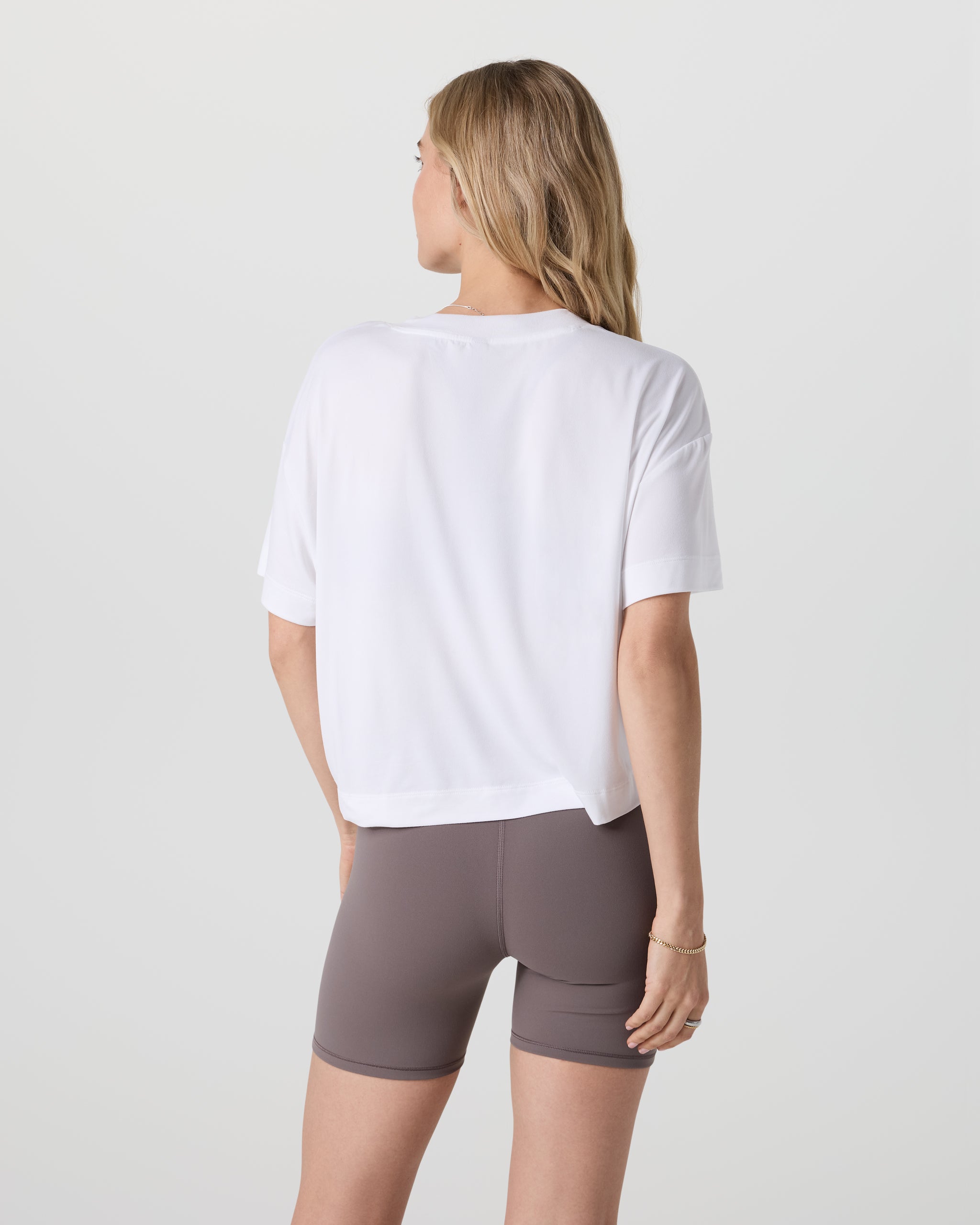 Short Sleeve Energy V-Neck Tee | White - Image 3