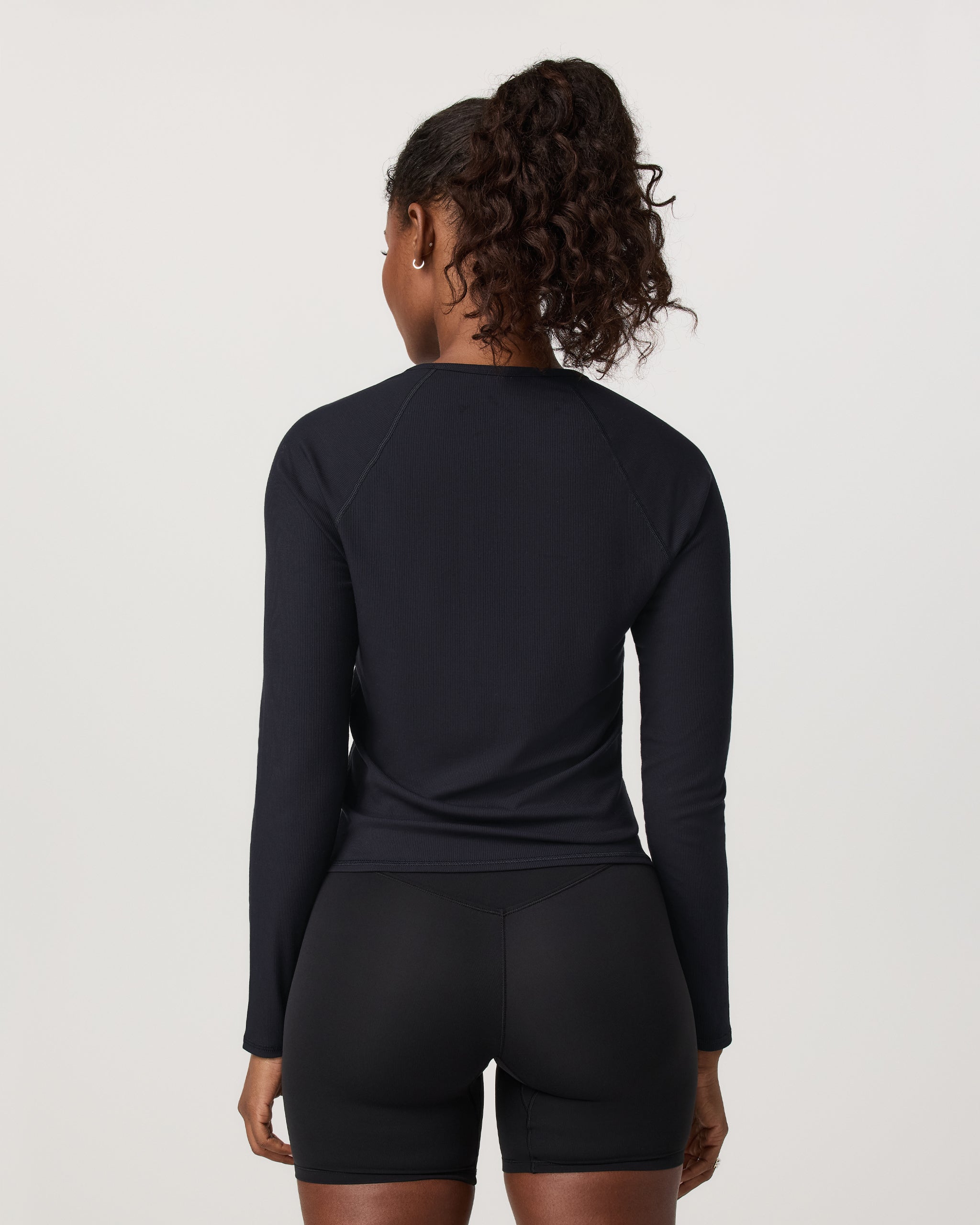 Long Sleeve Pose Crew | Black - Image 3