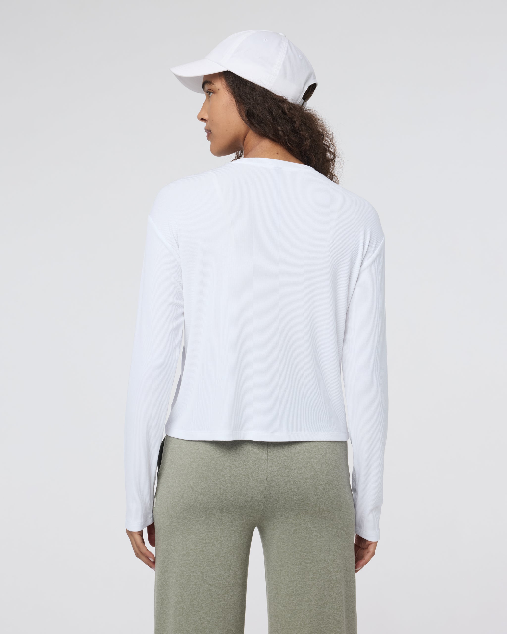 Long Sleeve Cove Relaxed Tee | White - Image 3