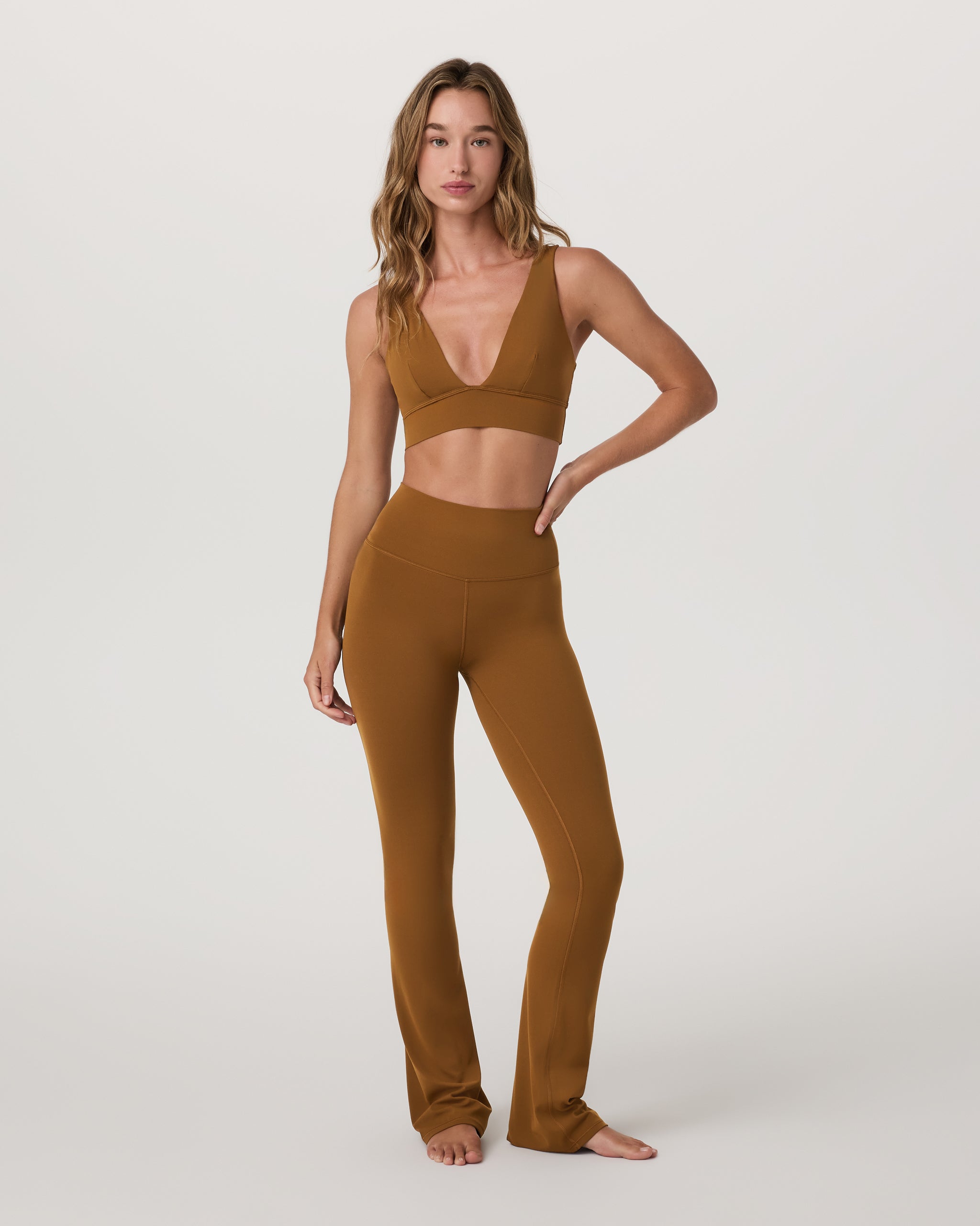 Vuori AllTheFeels™ Triangle Bra | Rum - Image 3