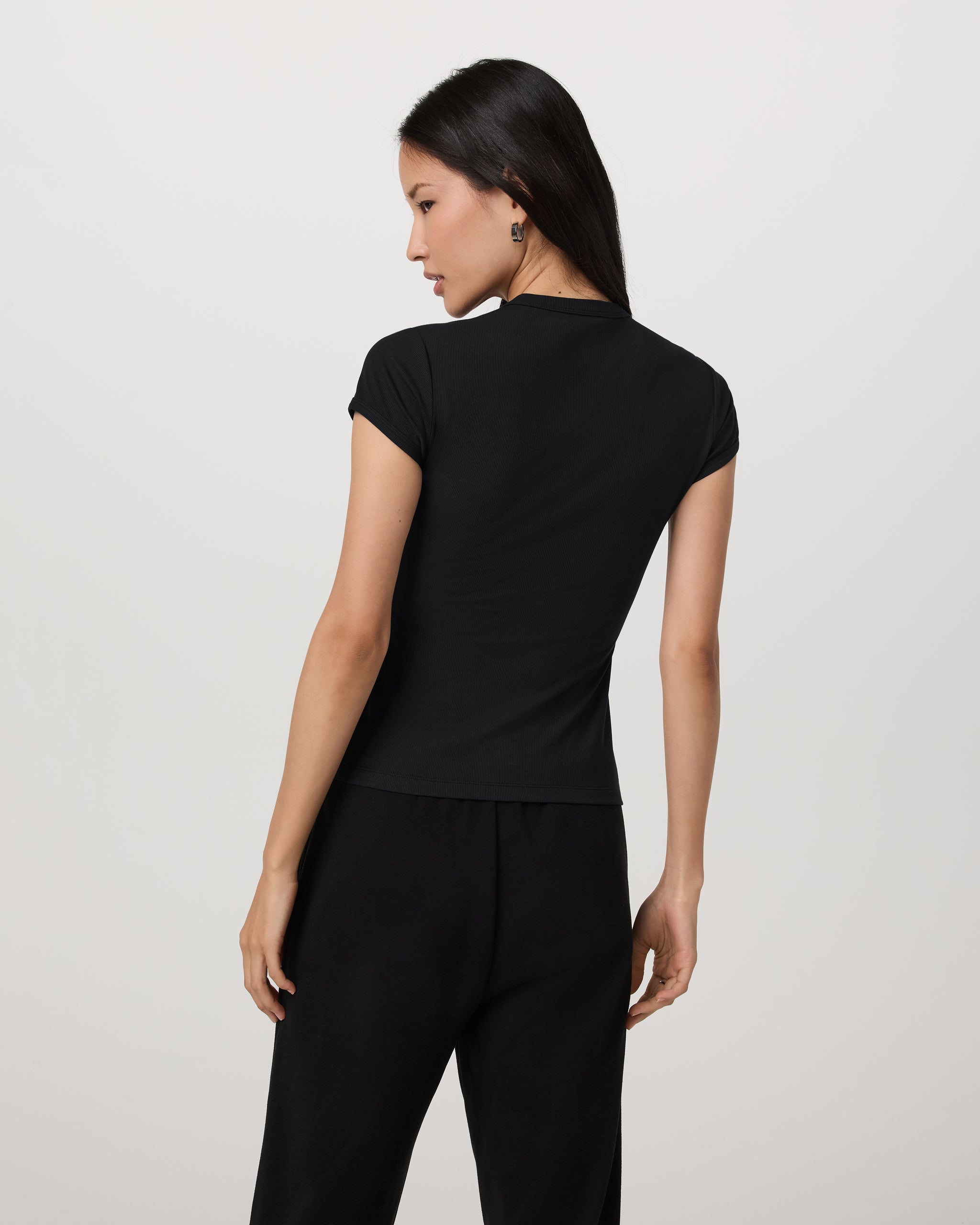 Short Sleeve Pose Button Up | Black - Image 3