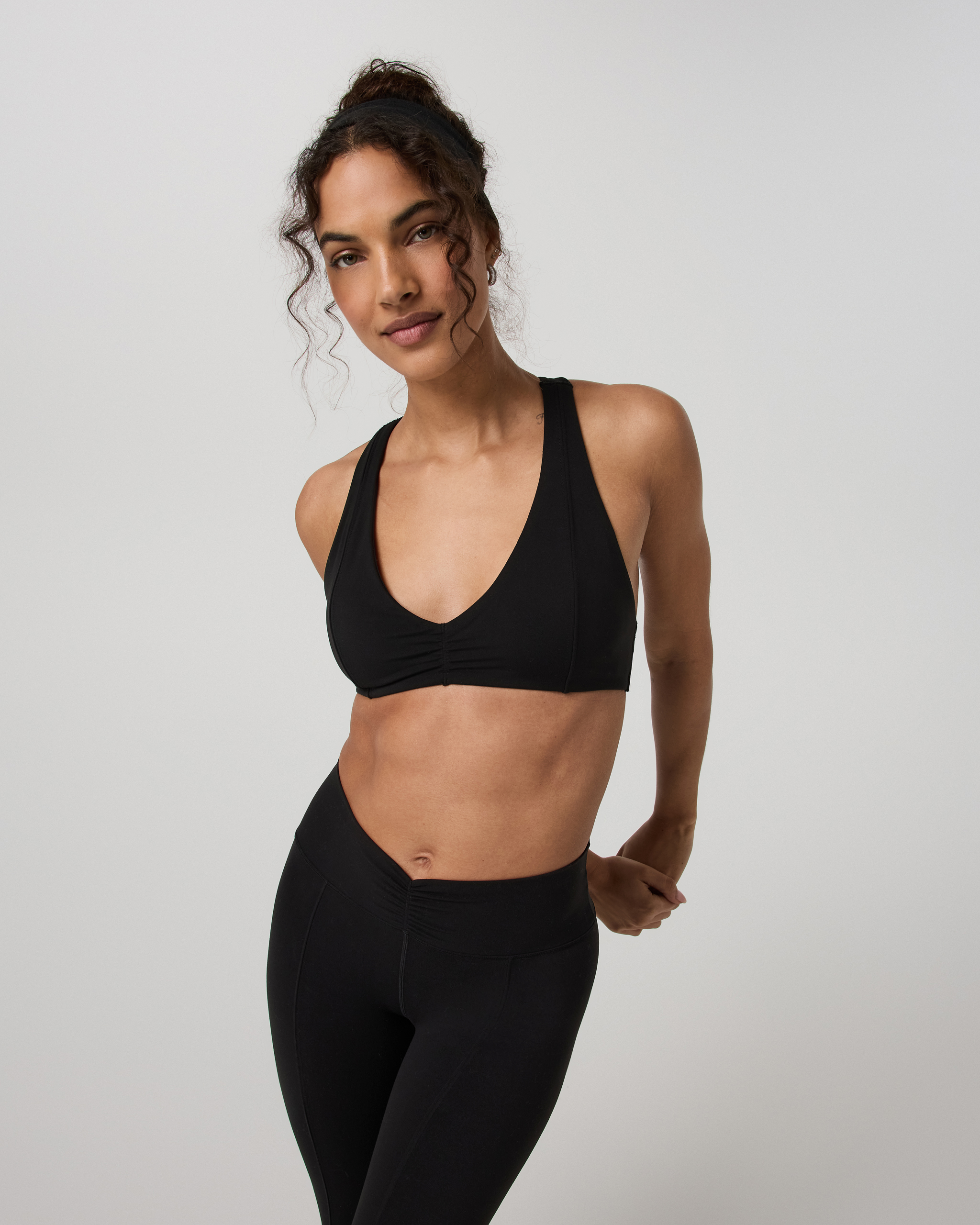 Vuori AllTheFeels™ Shirred Bra | Black - Image 3