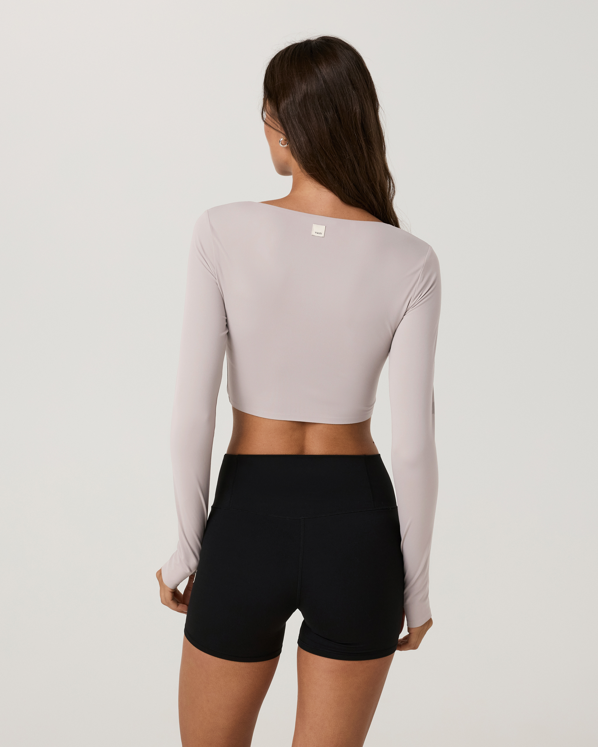 Vuori AllTheFeels™ Long Sleeve Scoop Top | Soft Pewter - Image 3