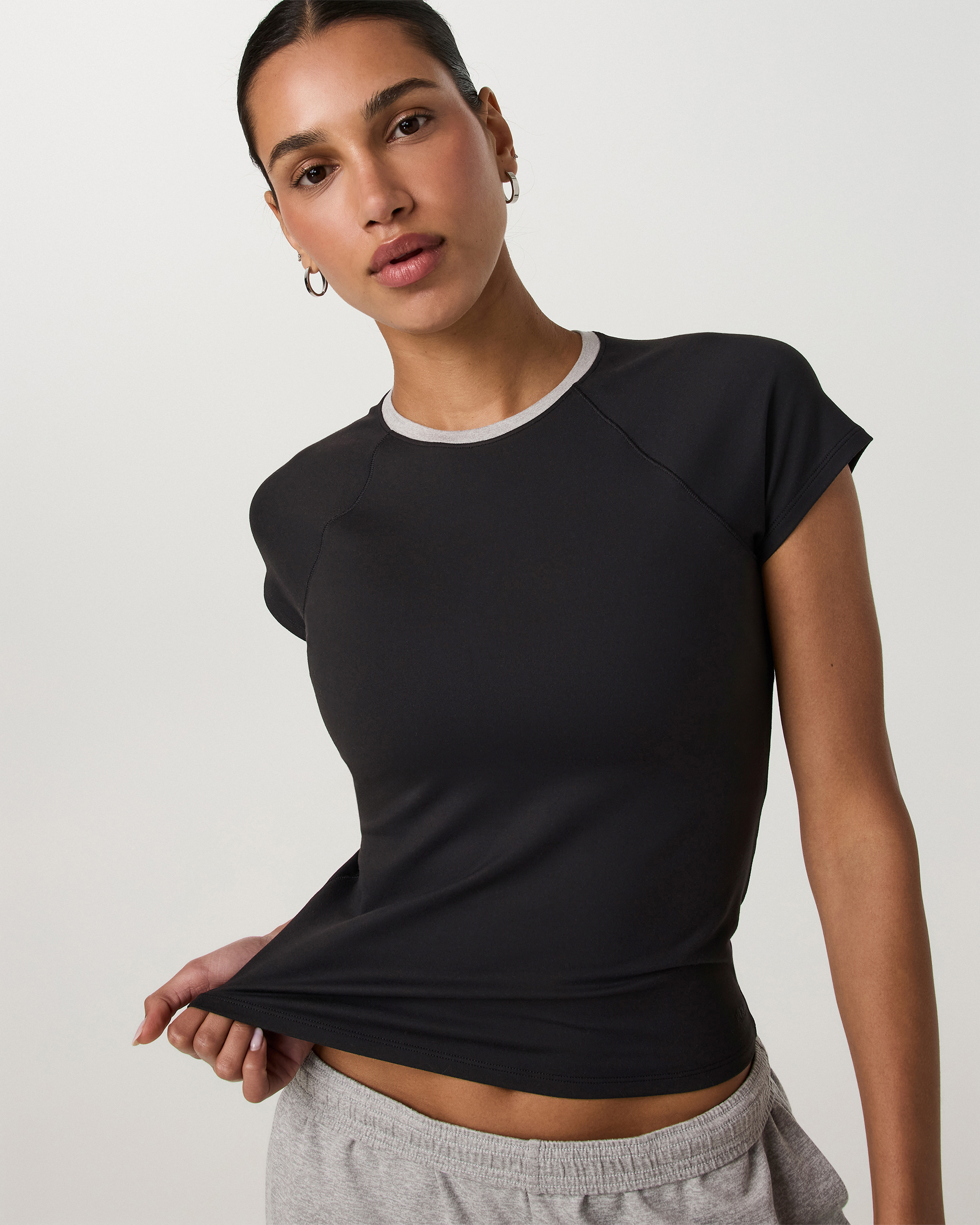 Short Sleeve Halo Retro Tee | Solid Black - Image 5