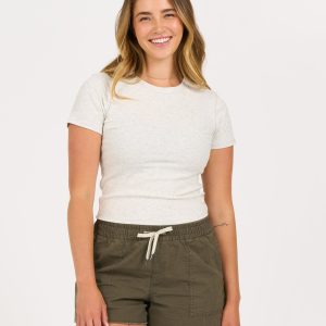 Pose Fitted Tee | White Heather