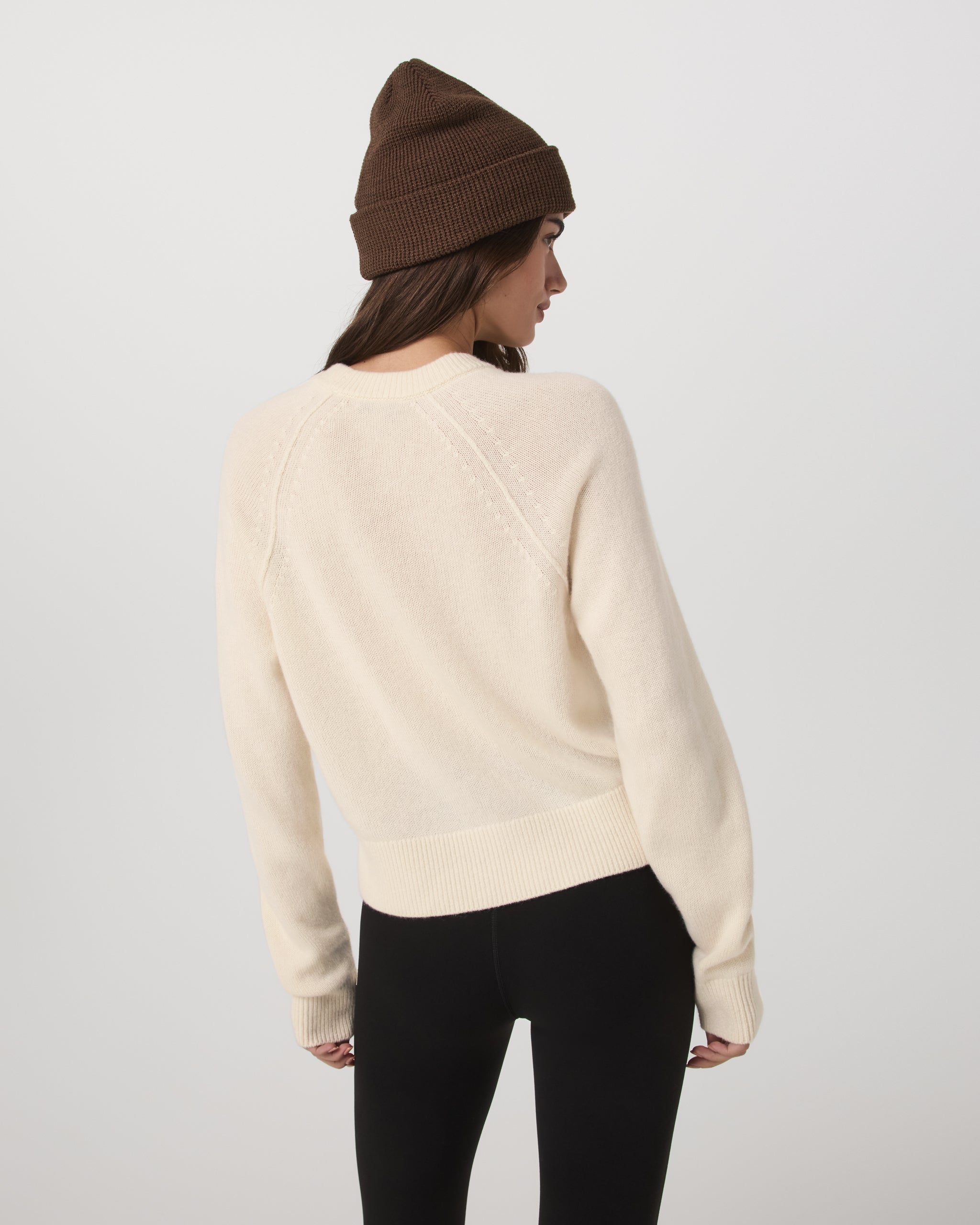 Émilie Cashmere Crew | Porcelain - Image 3