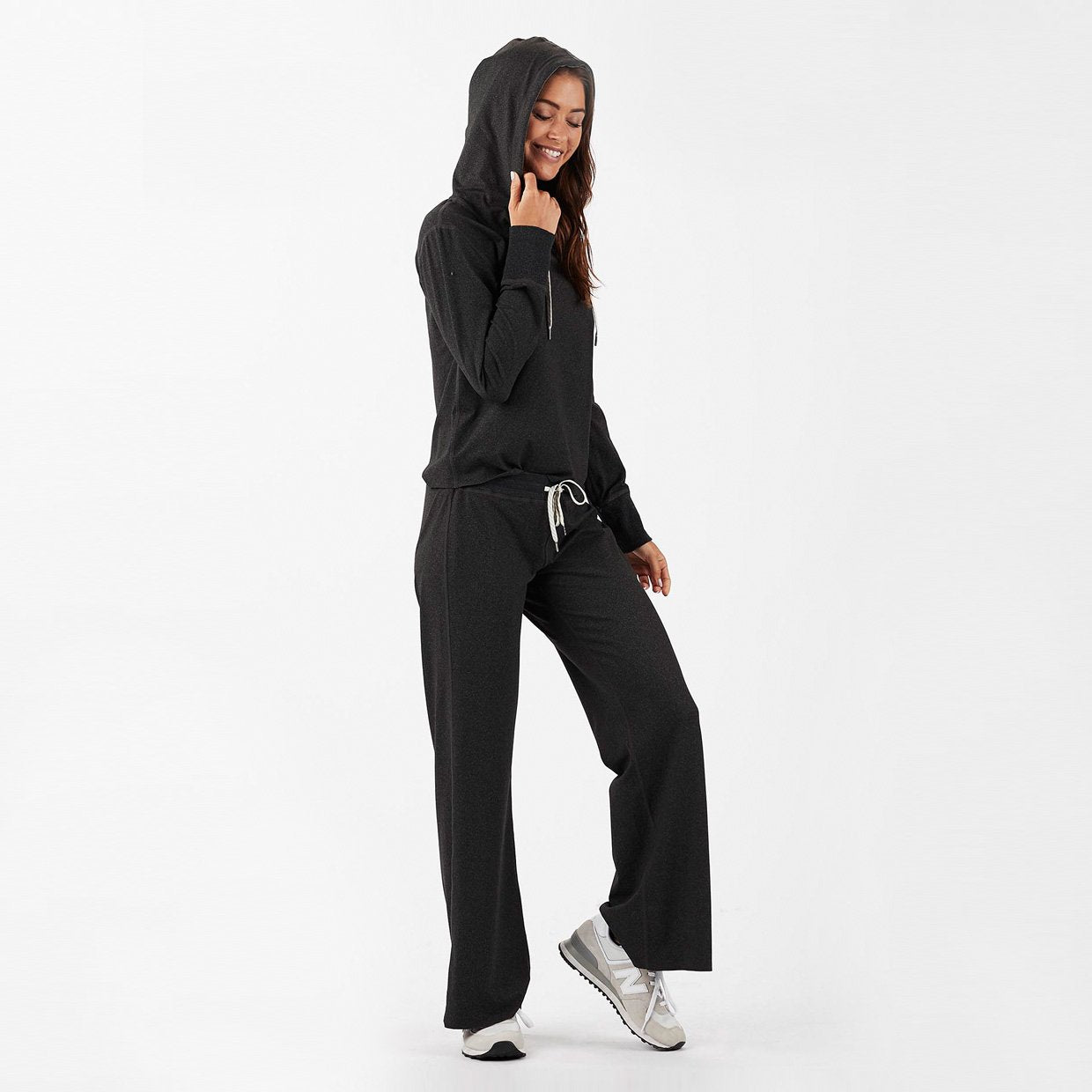 Sequoia Crop Hoodie | Black Heather - Image 5