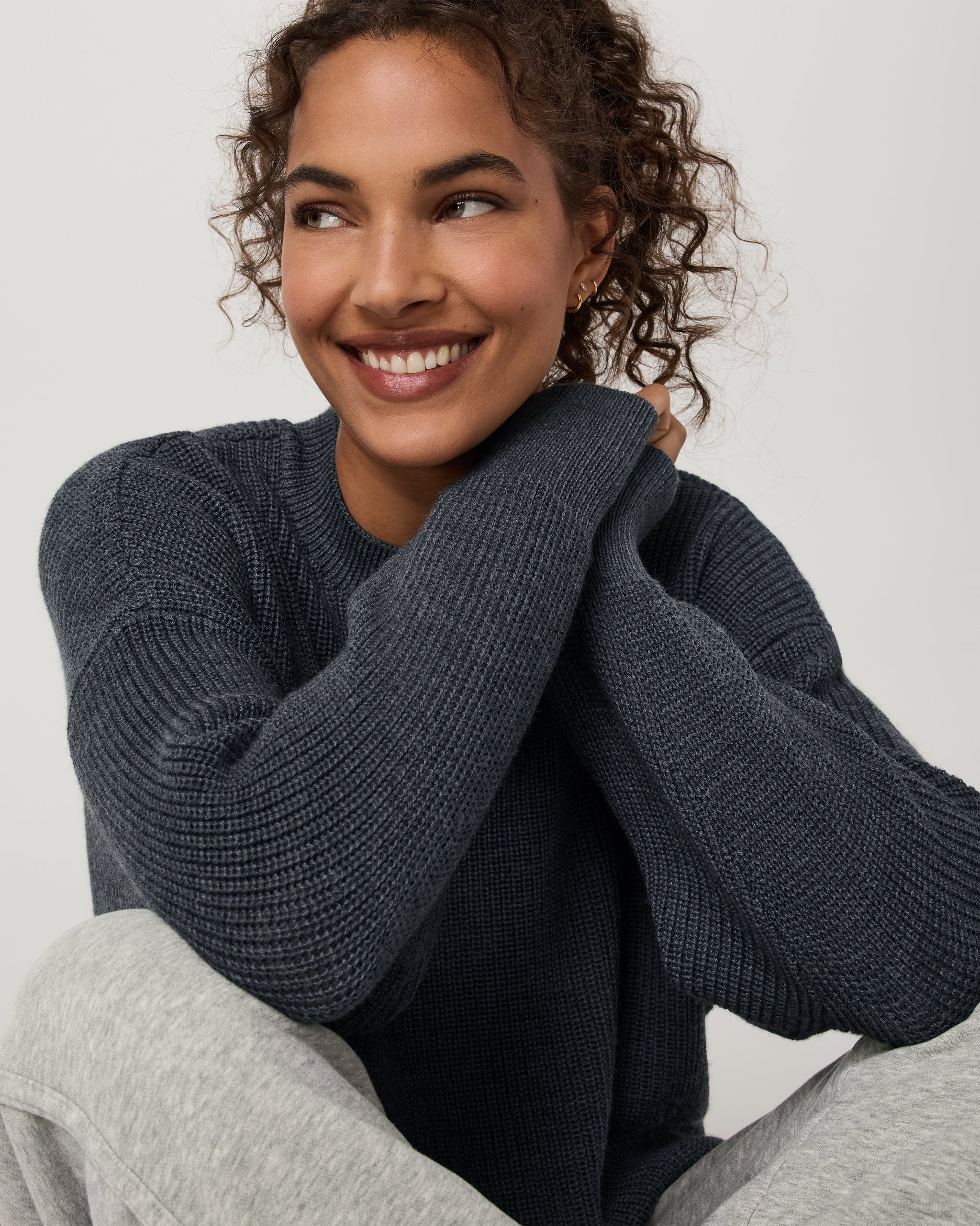 Alps Classic Crew Sweater | Charcoal