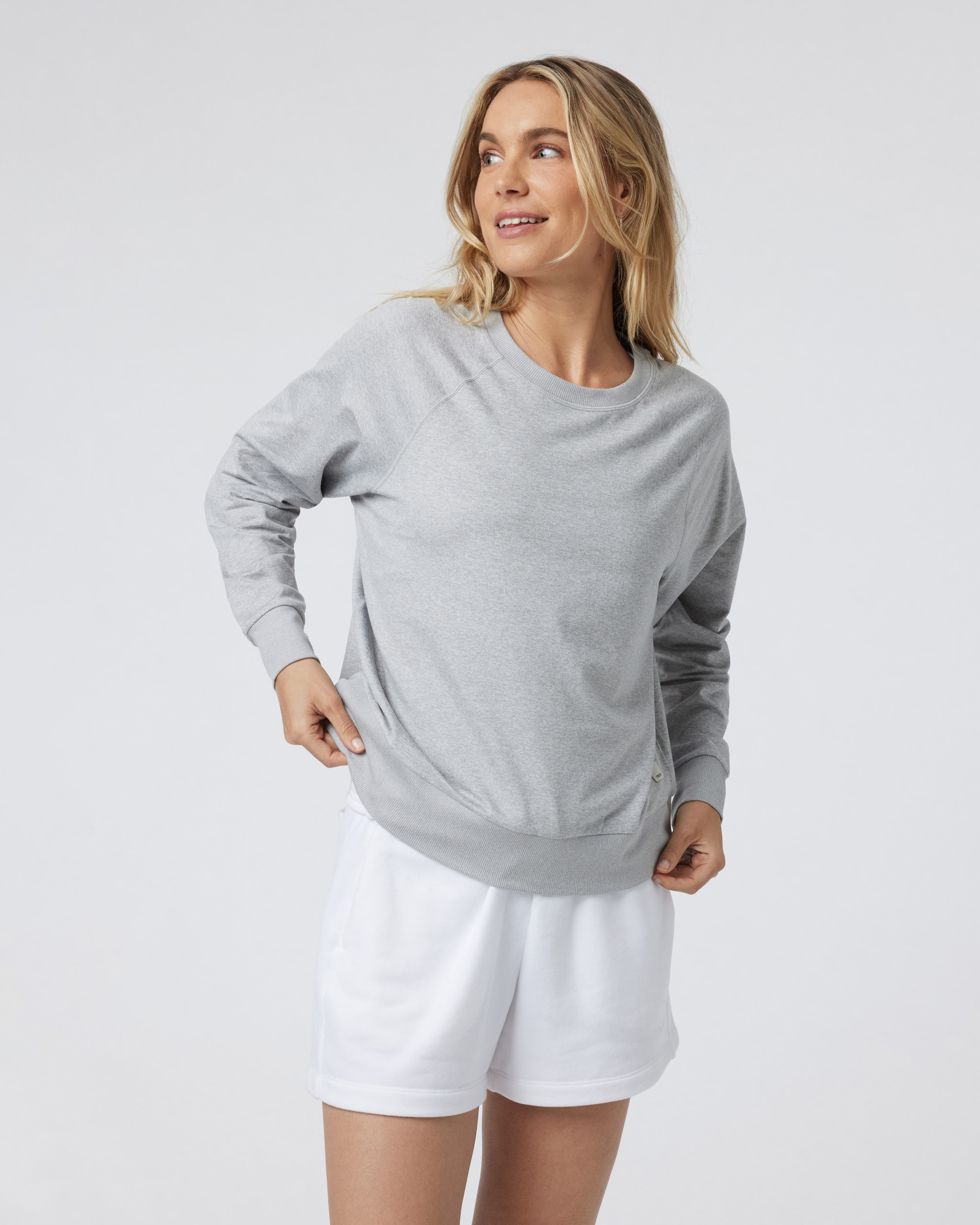 Long-Sleeve Halo Crew | Pale Grey Heather - Image 4