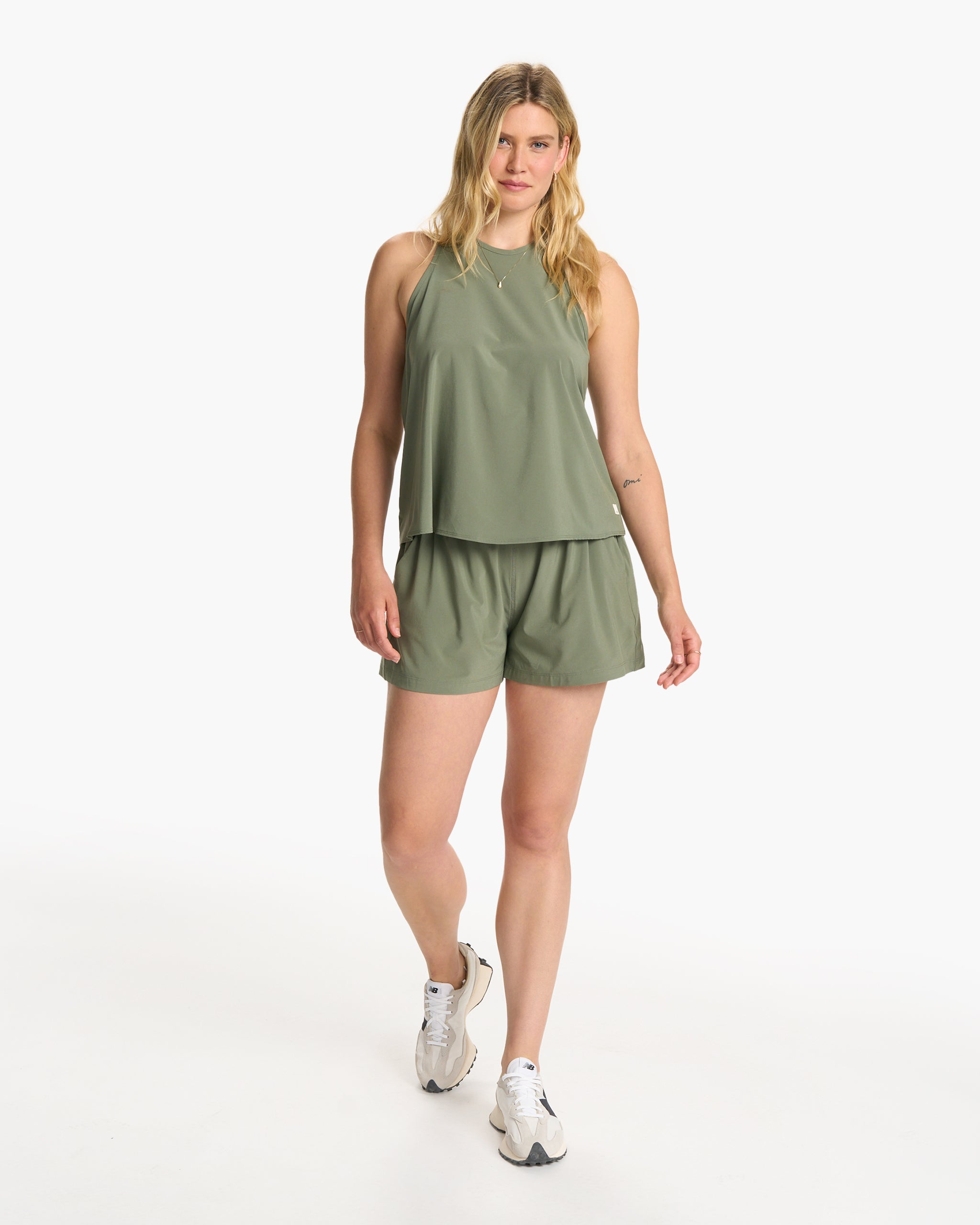 Villa Short | Pistachio - Image 3