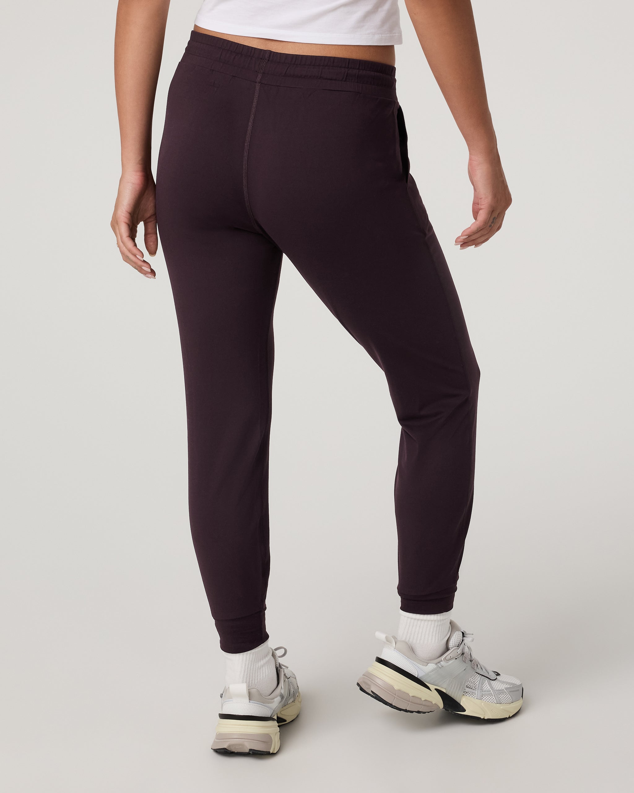 Performance Jogger | Raisin - Image 3